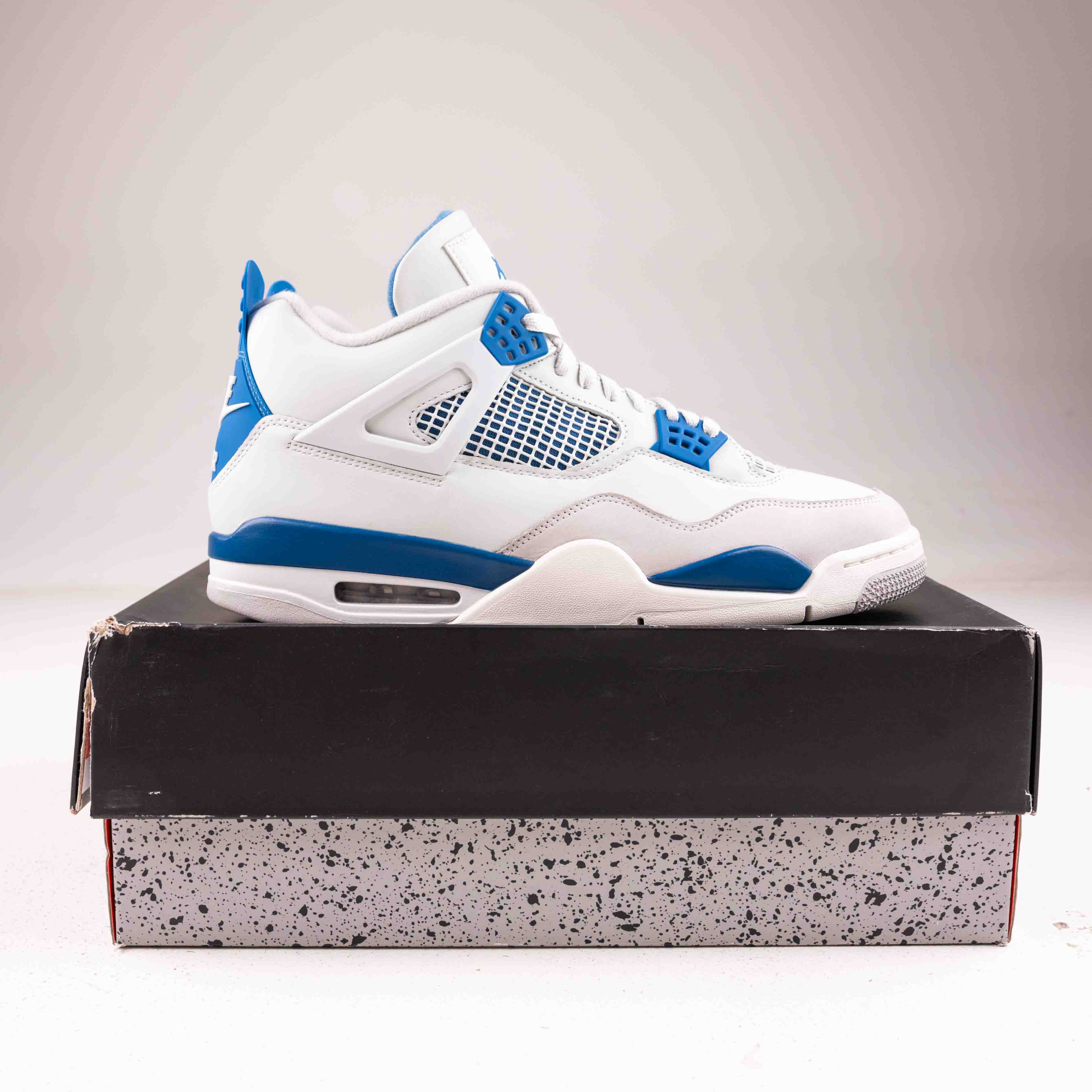 Jordan 4 Retro Military Blue (2024) - Used - 1288 - Common Hype