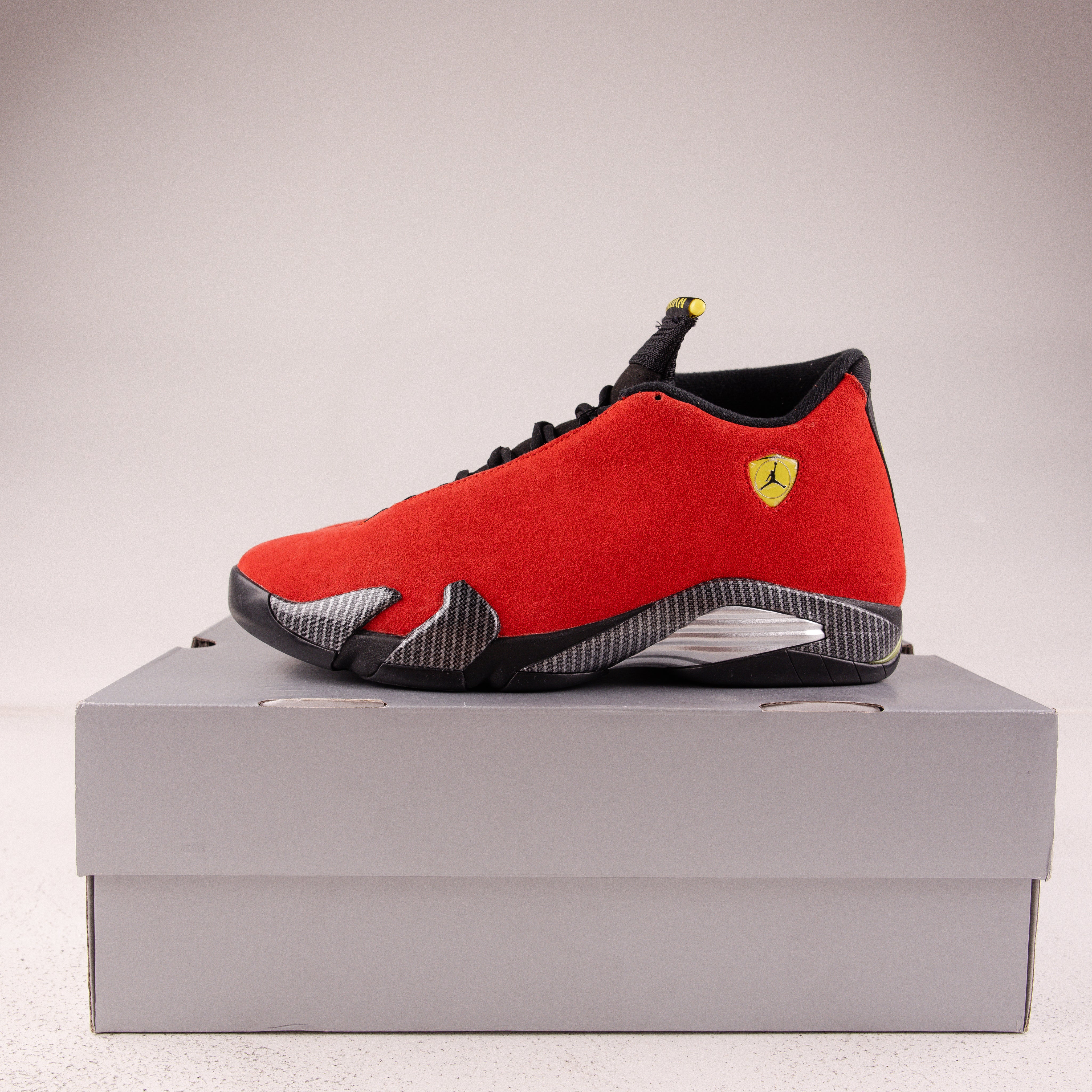 Jordan 14 Retro Ferrari (2025) - Used - 4359