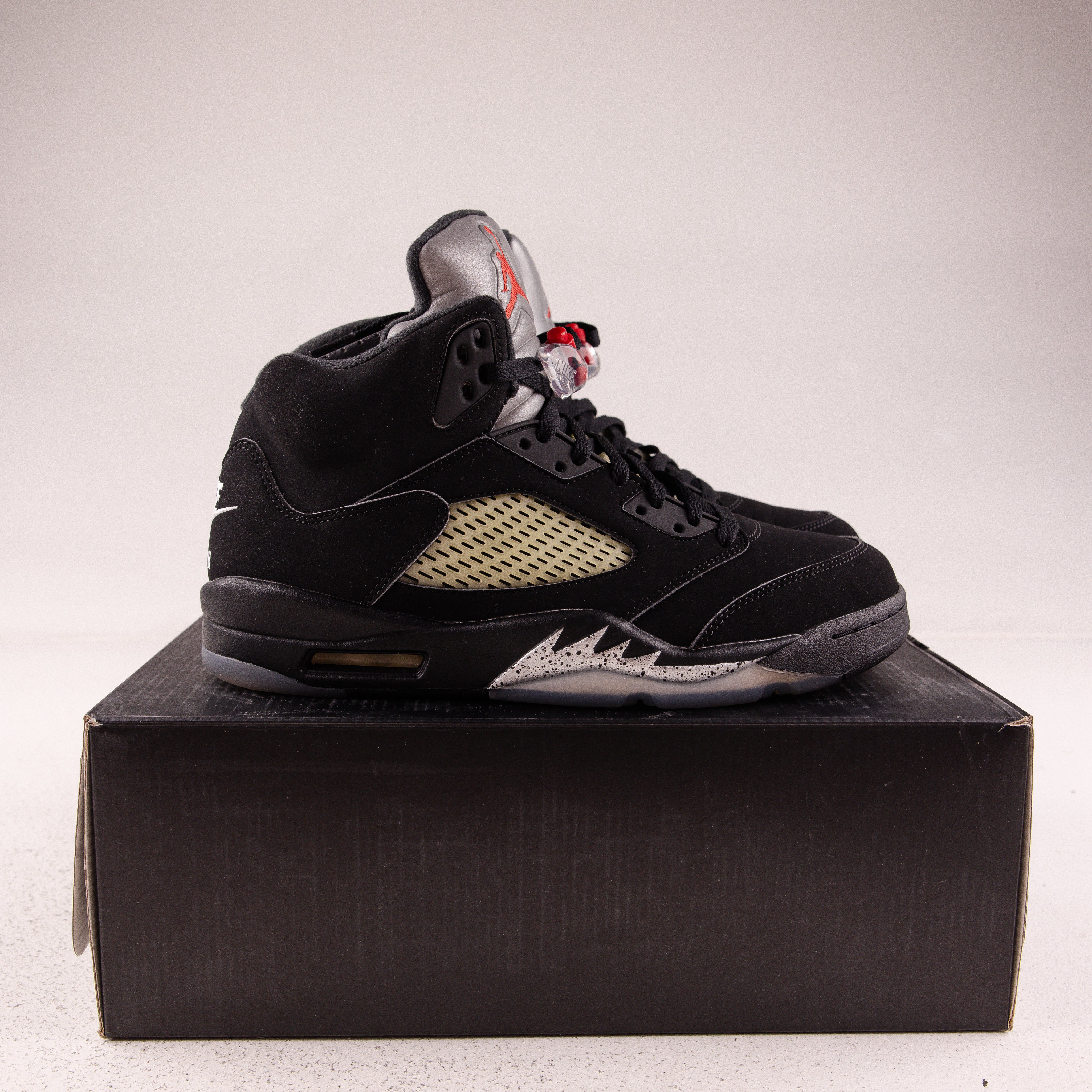 Jordan 5 Retro Black Metallic (2016) - Used - 3743