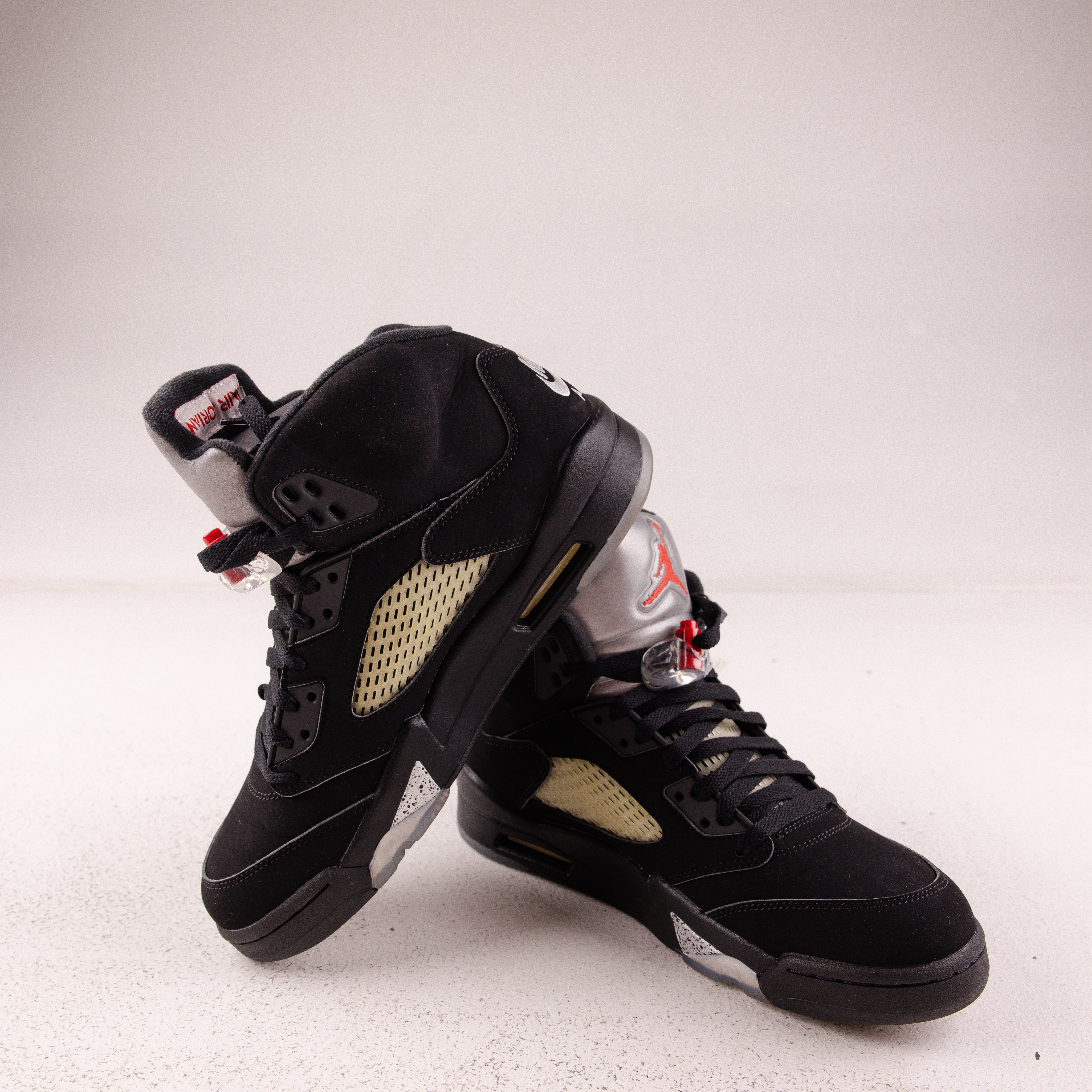 Jordan 5 Retro Black Metallic (2016) - Used - 3743