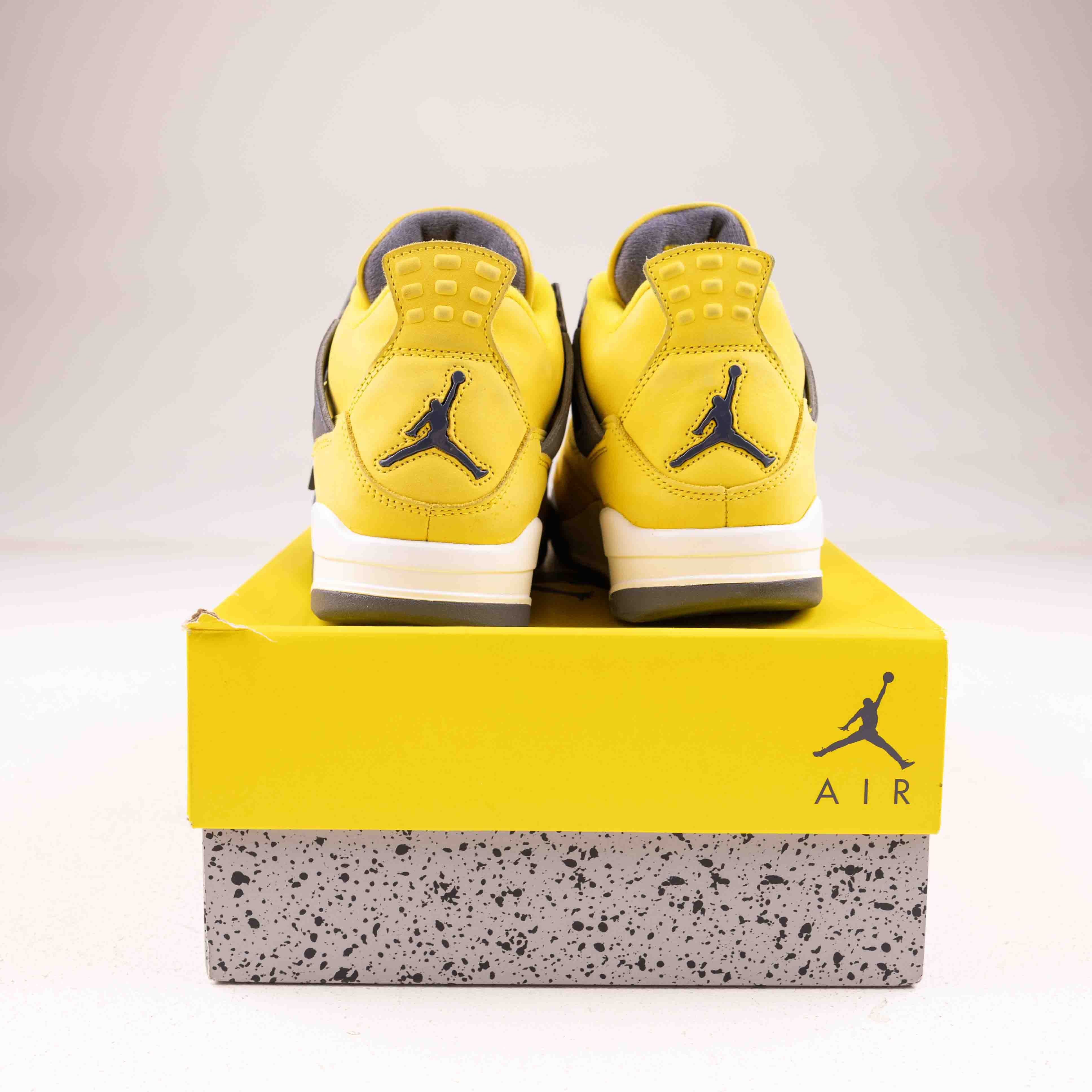 Jordan 4 Retro Lightning (2021) - Used - 0443 - Common Hype