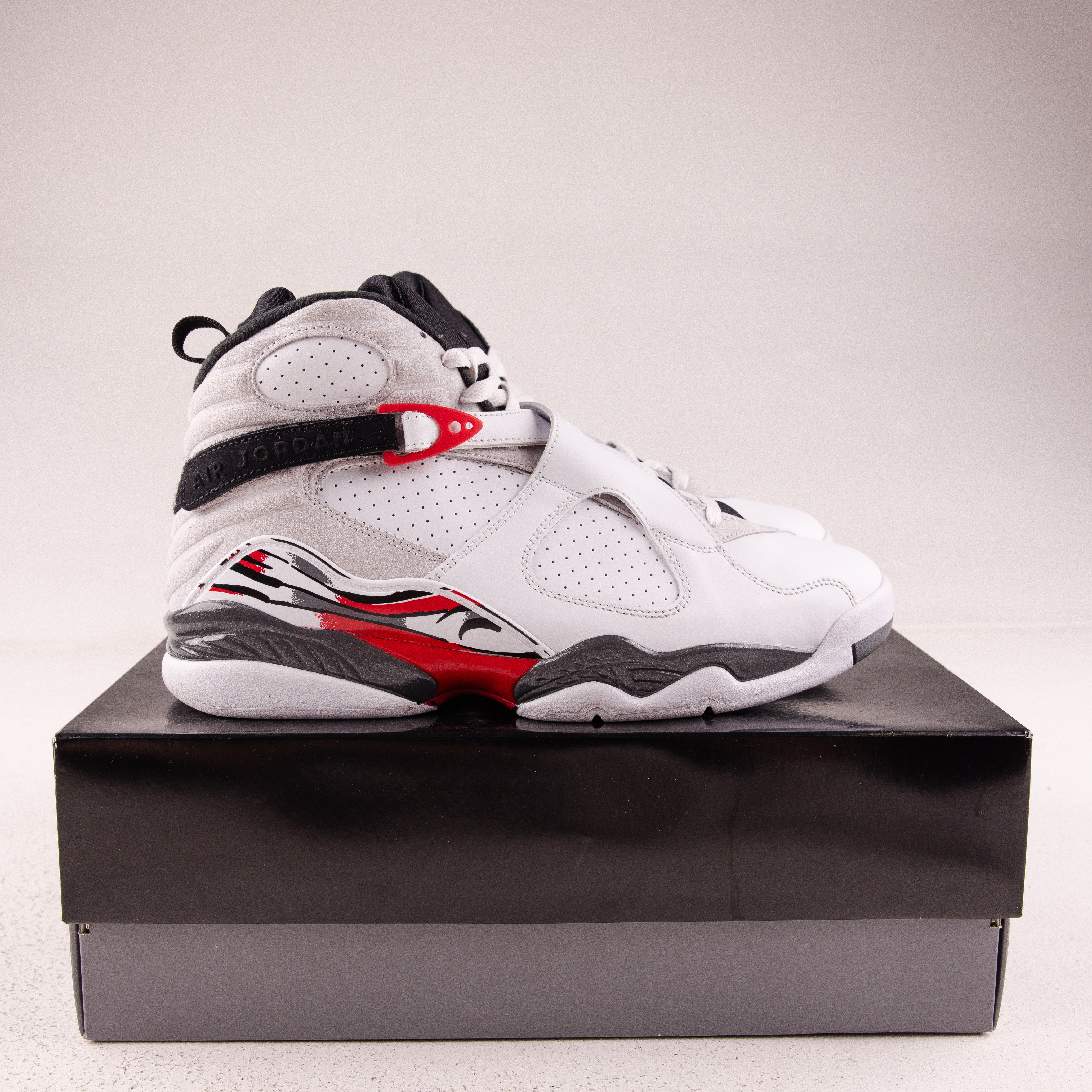 Jordan 8 Retro White True Red (2025) - Used - 1739 – Common Hype