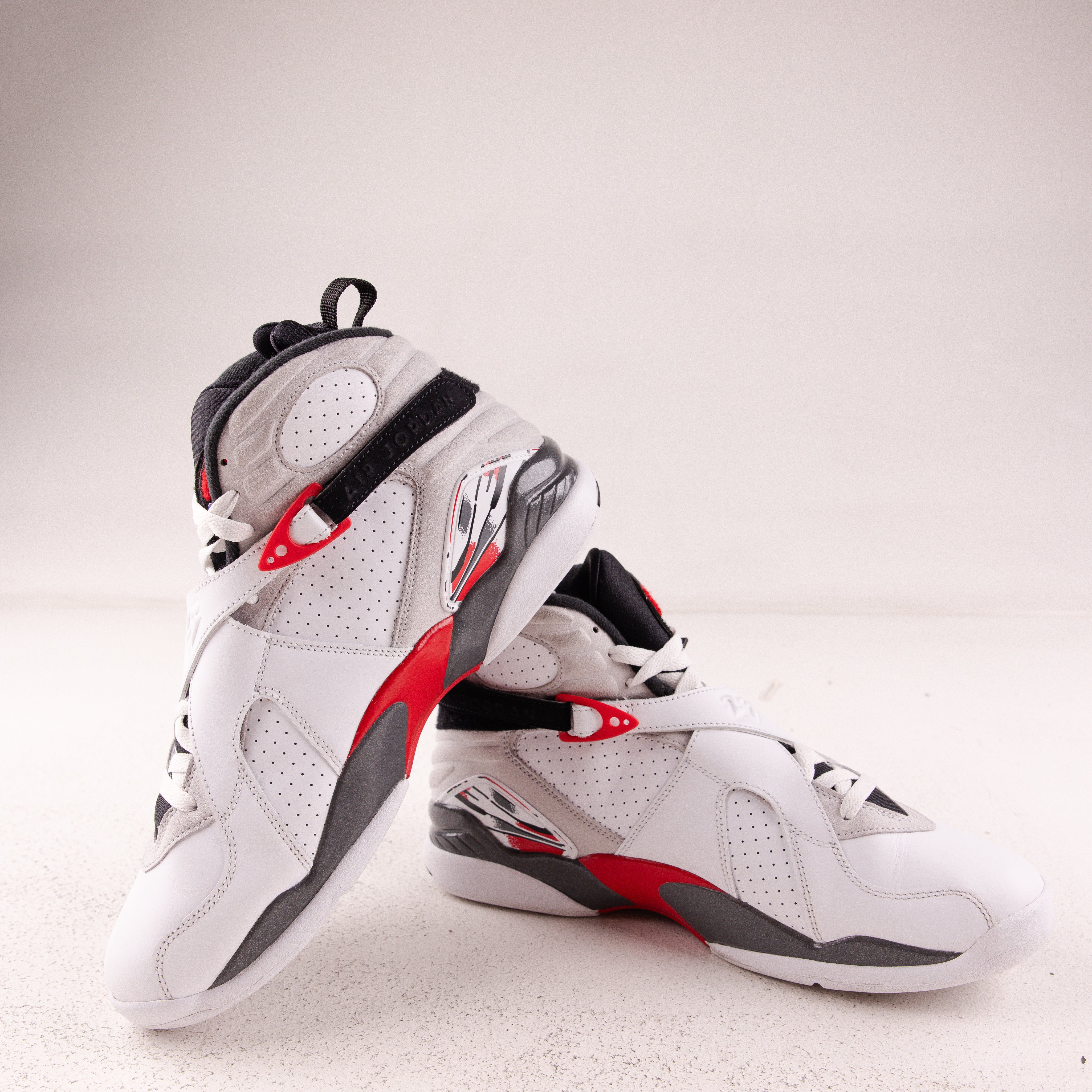 Jordan 8 Retro White True Red (2025) - Used - 1739