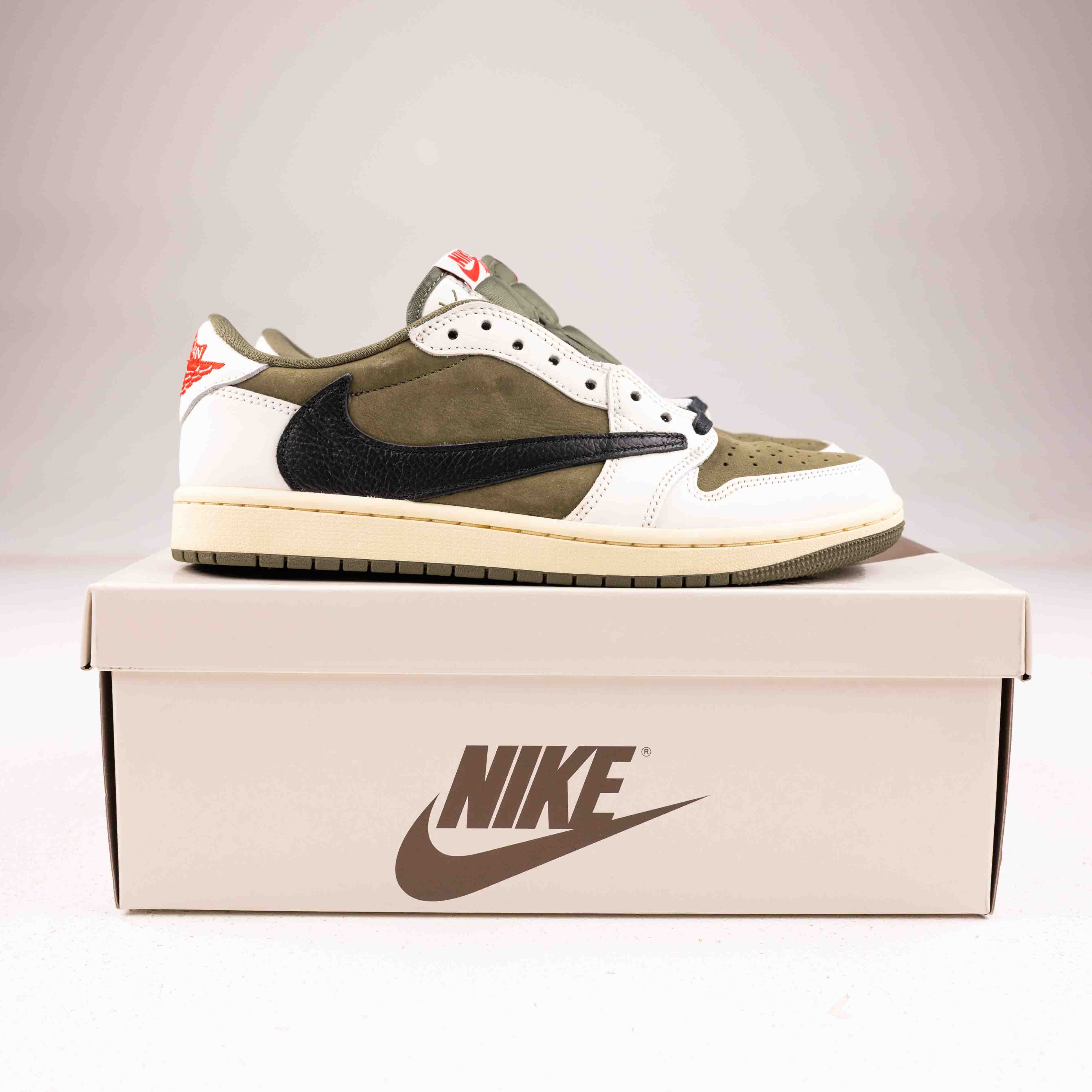 Jordan 1 Retro Low OG SP Travis Scott Medium Olive - Used - 1302 - Common Hype