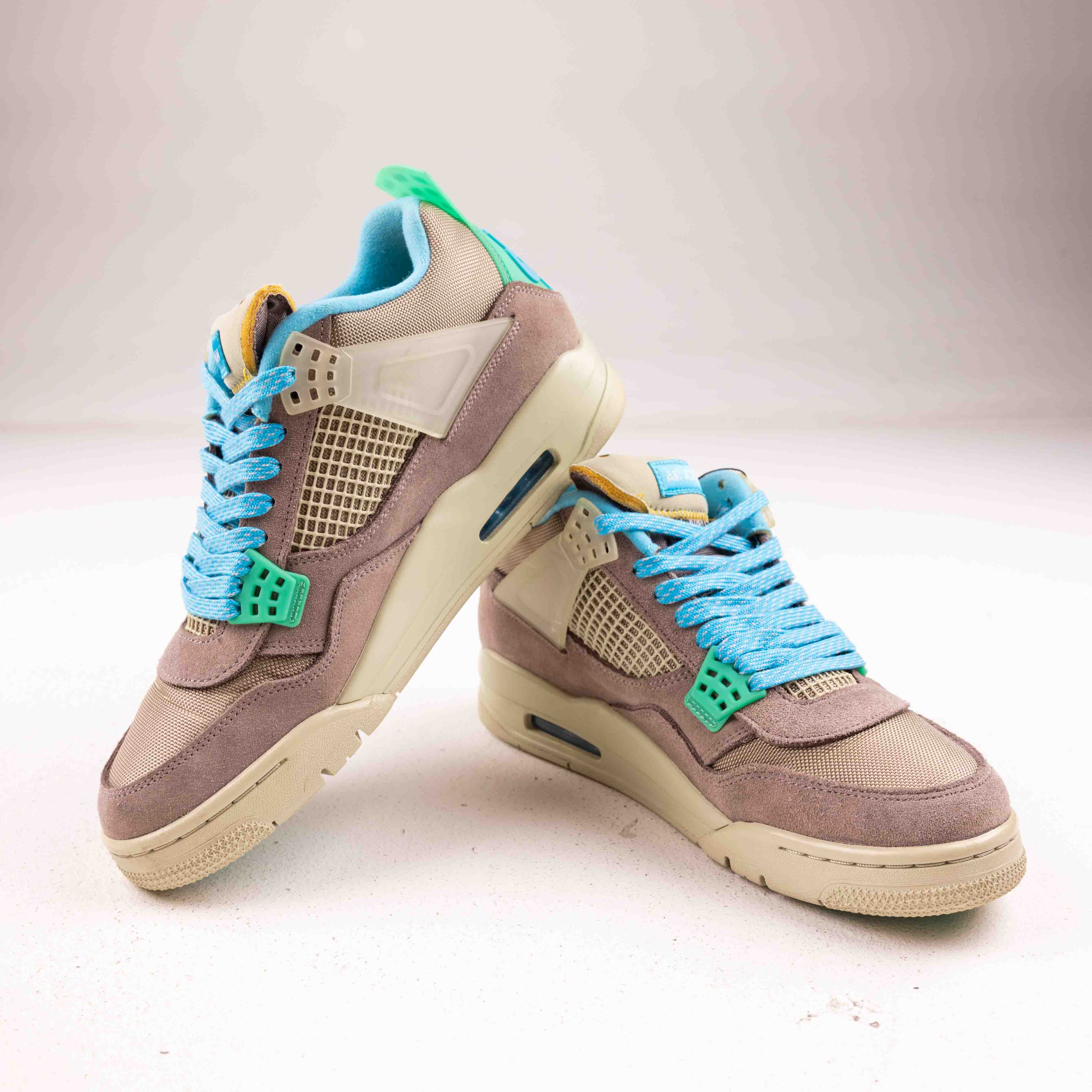Jordan 4 Retro Union Taupe Haze - Used - 1282 - Common Hype