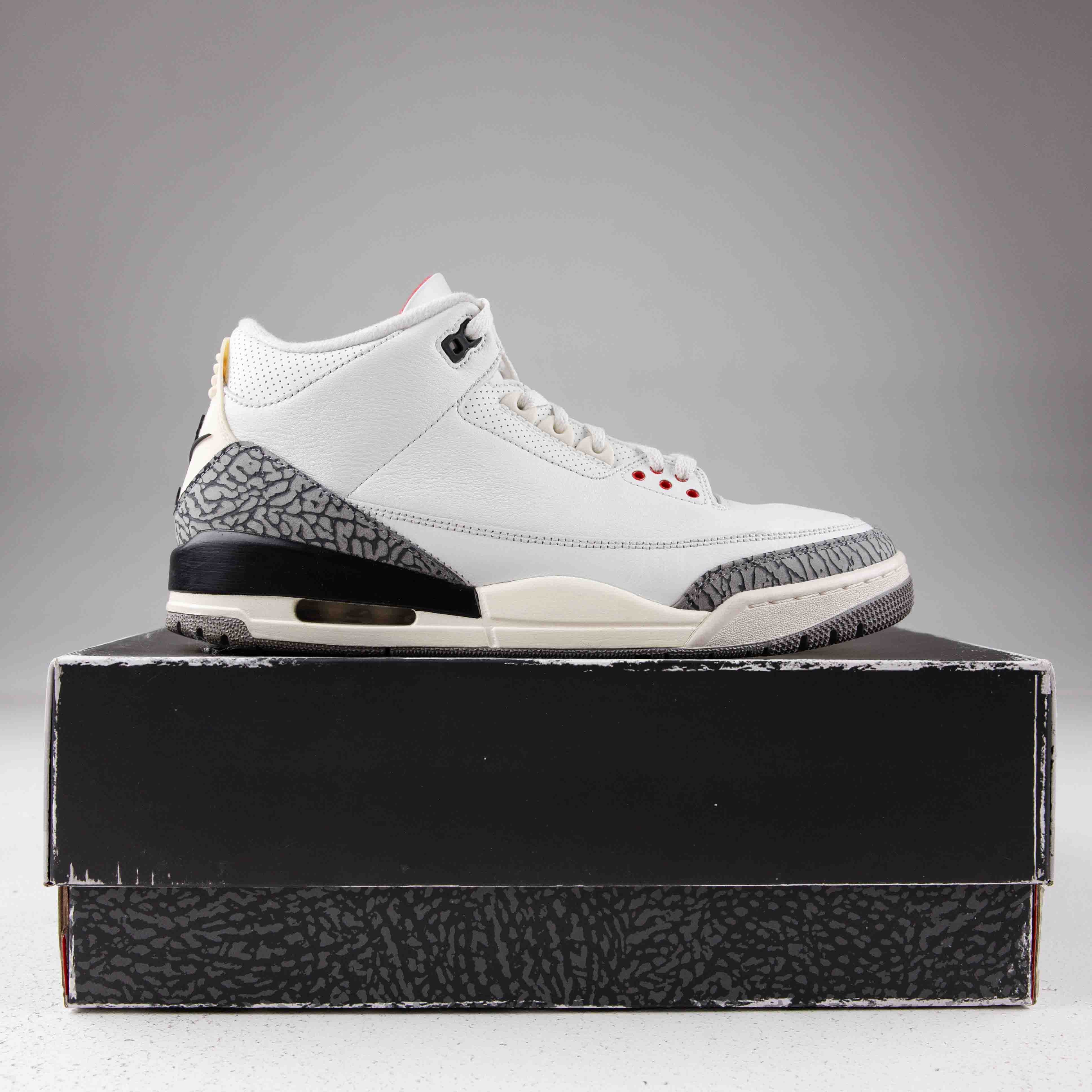 Jordan 3 Retro White Cement Reimagined - Used - 4140 - Common Hype
