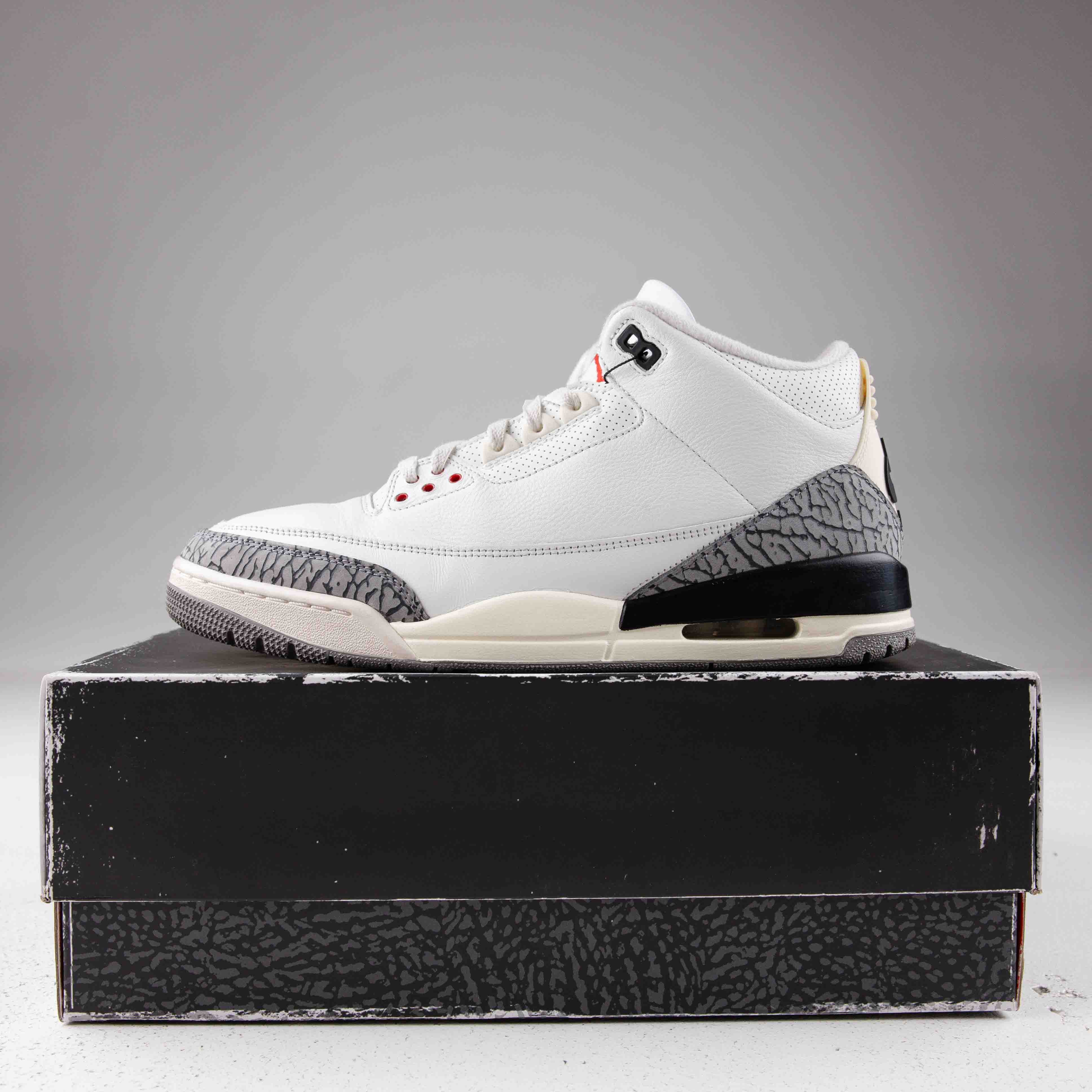 Jordan 3 Retro White Cement Reimagined - Used - 4140 - Common Hype