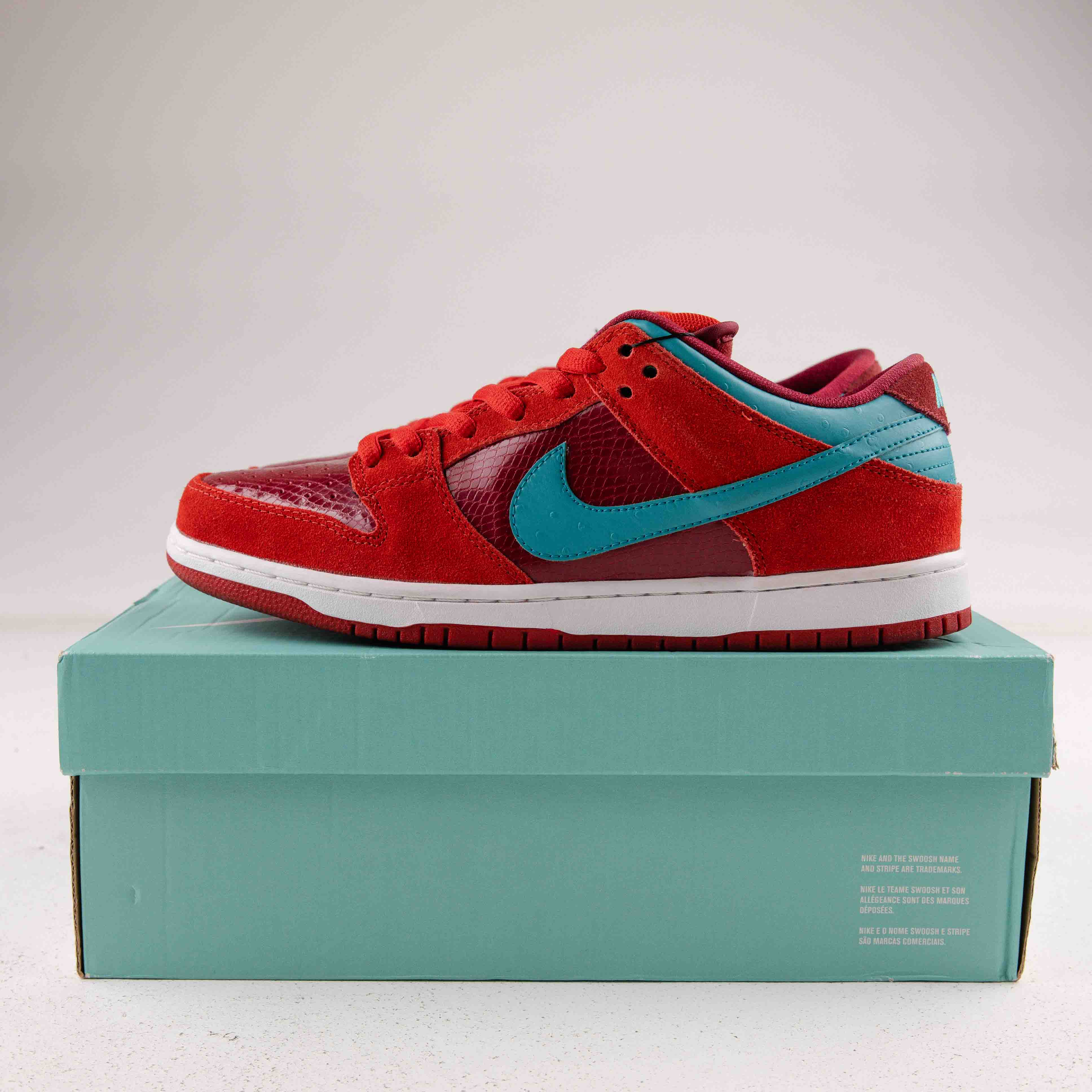Nike SB Dunk Low Brickhouse Turbo Green - Used - 4007