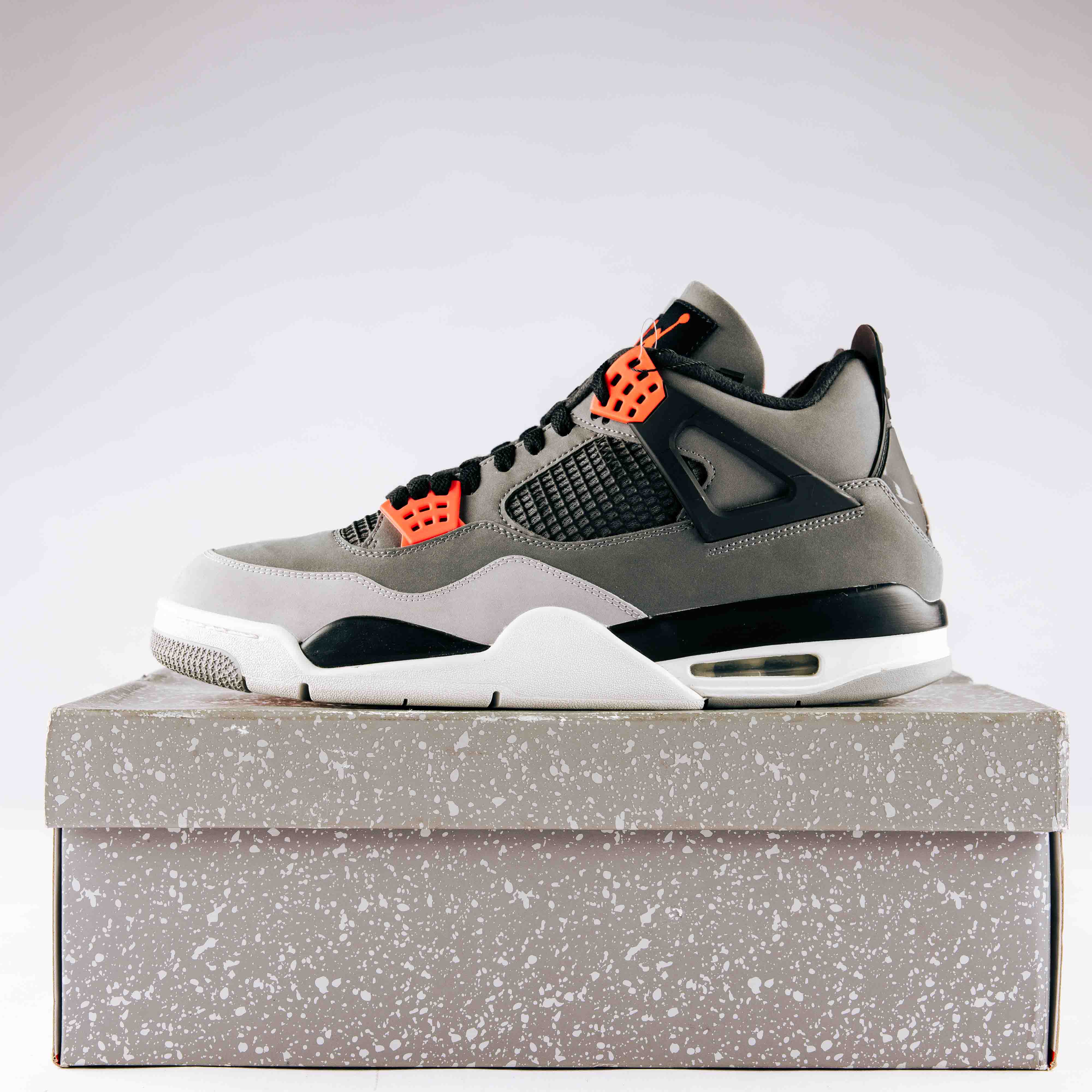 Jordan 4 Retro Infrared - Used - 0543 - Common Hype