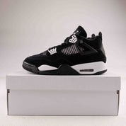 Jordan 4 Retro White Thunder - Used - 1323