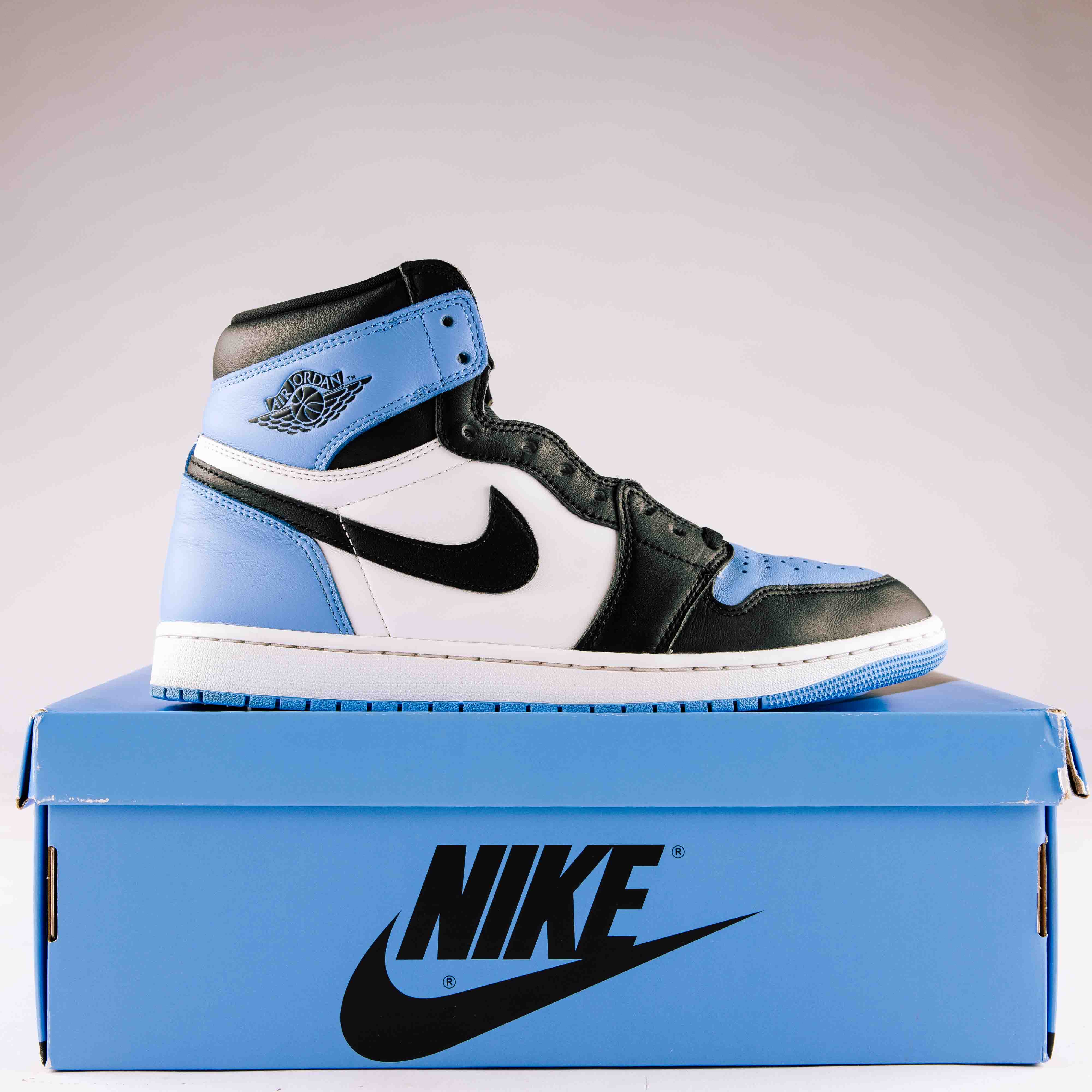 Jordan 1 Retro High OG UNC Toe - Used - 0604 - Common Hype