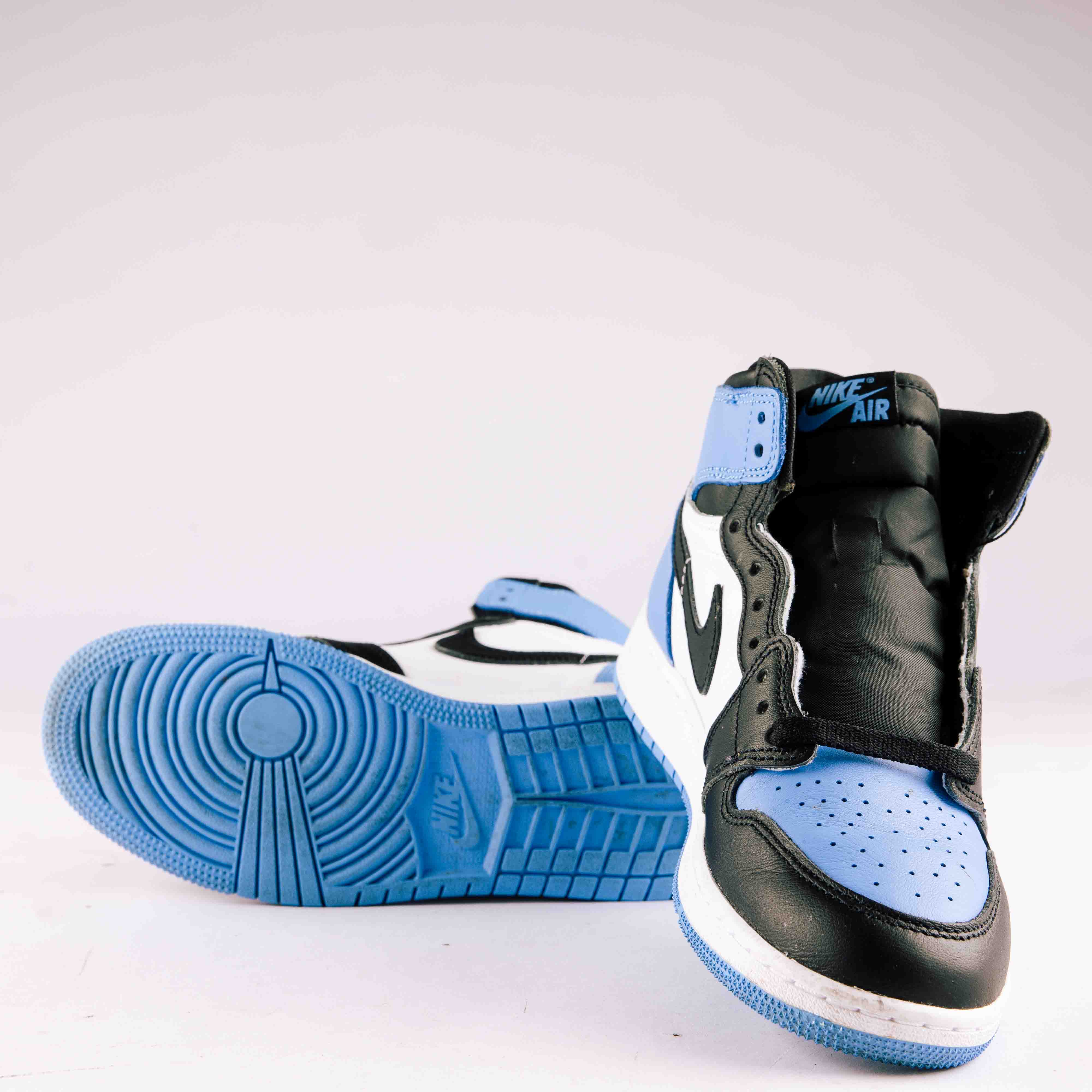 Jordan 1 Retro High OG UNC Toe (GS) - Used - 0512 - Common Hype