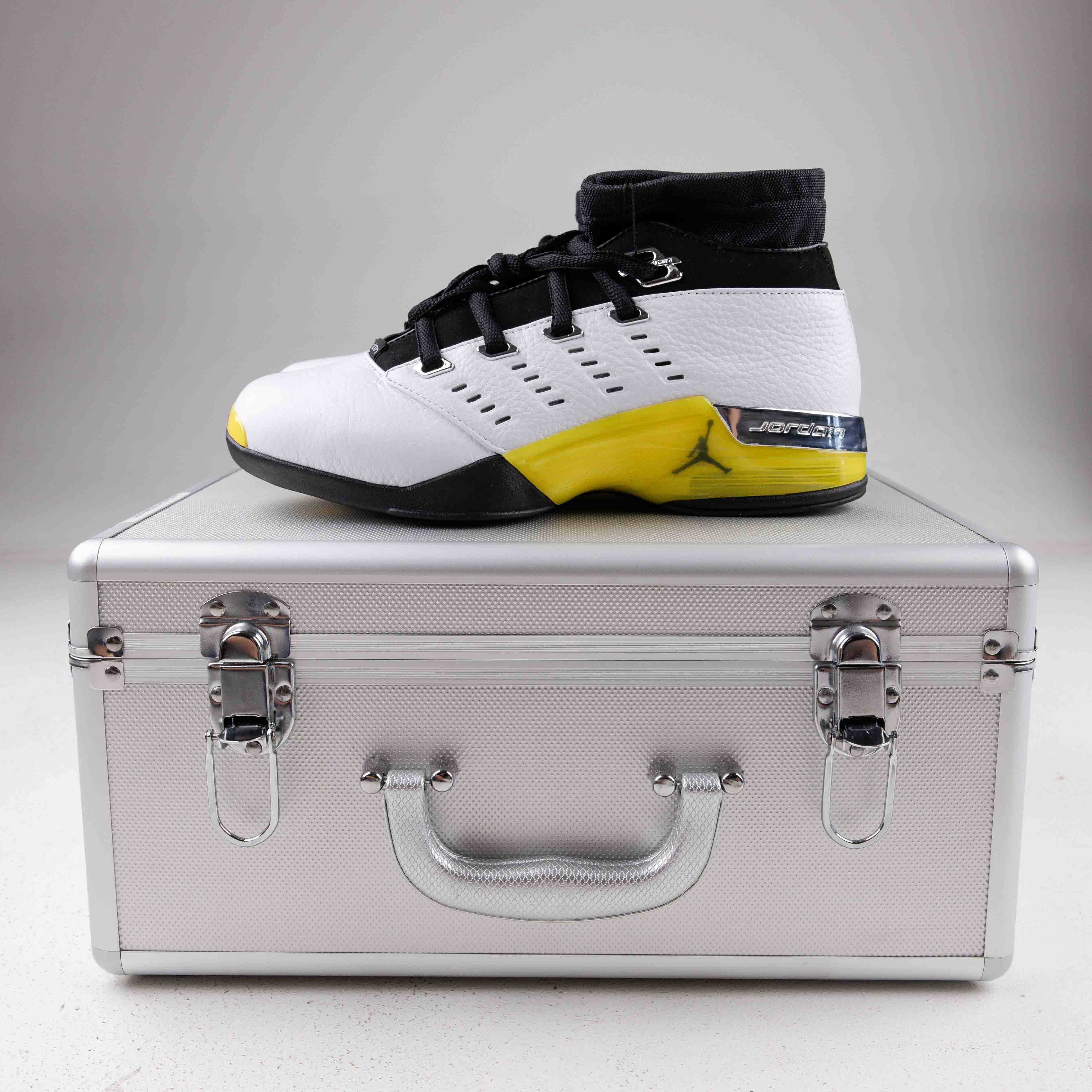 Jordan 17 Retro Low All-Star Lightning (2024) - Used - 4008