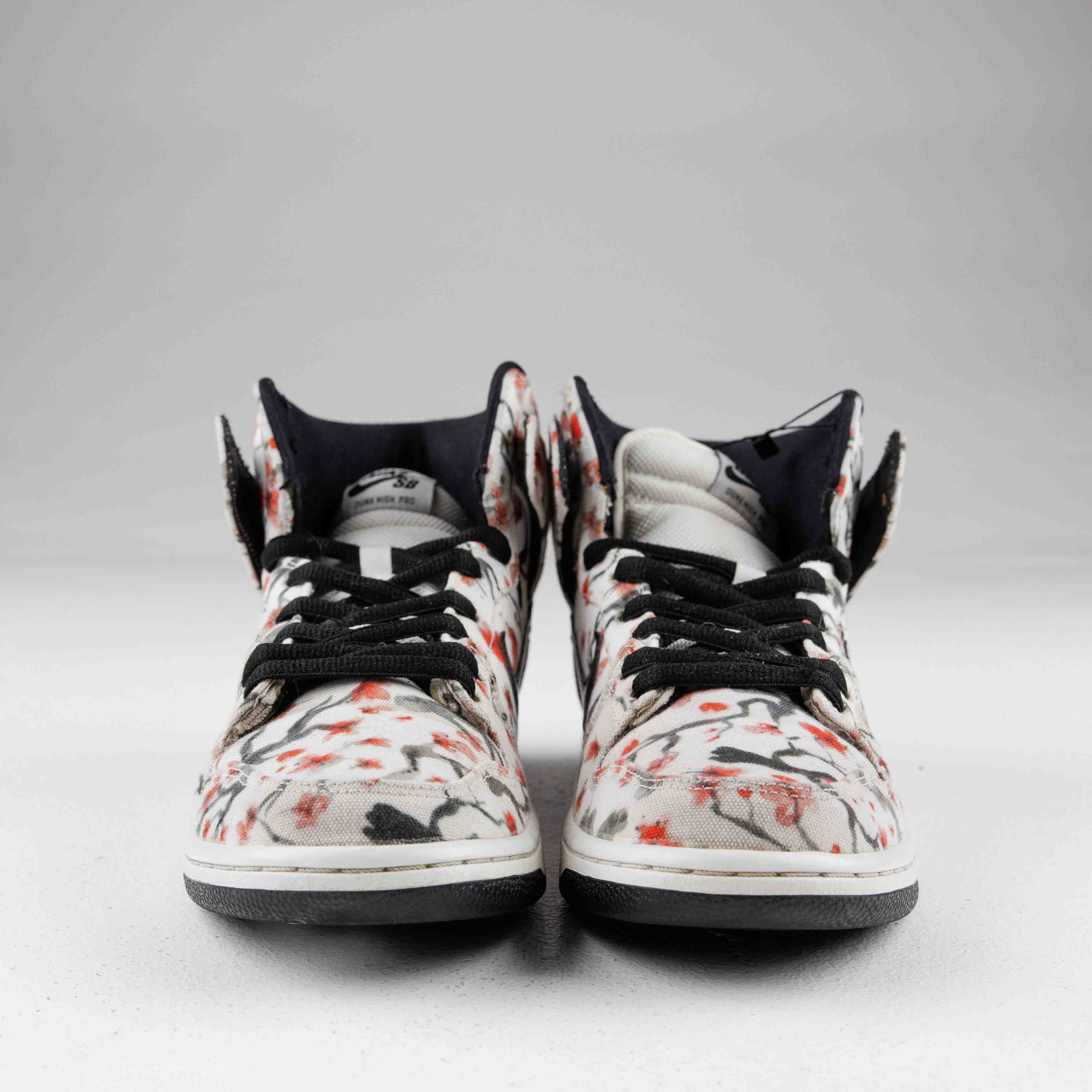 Nike SB Dunk High Cherry Blossom - Used - 1414