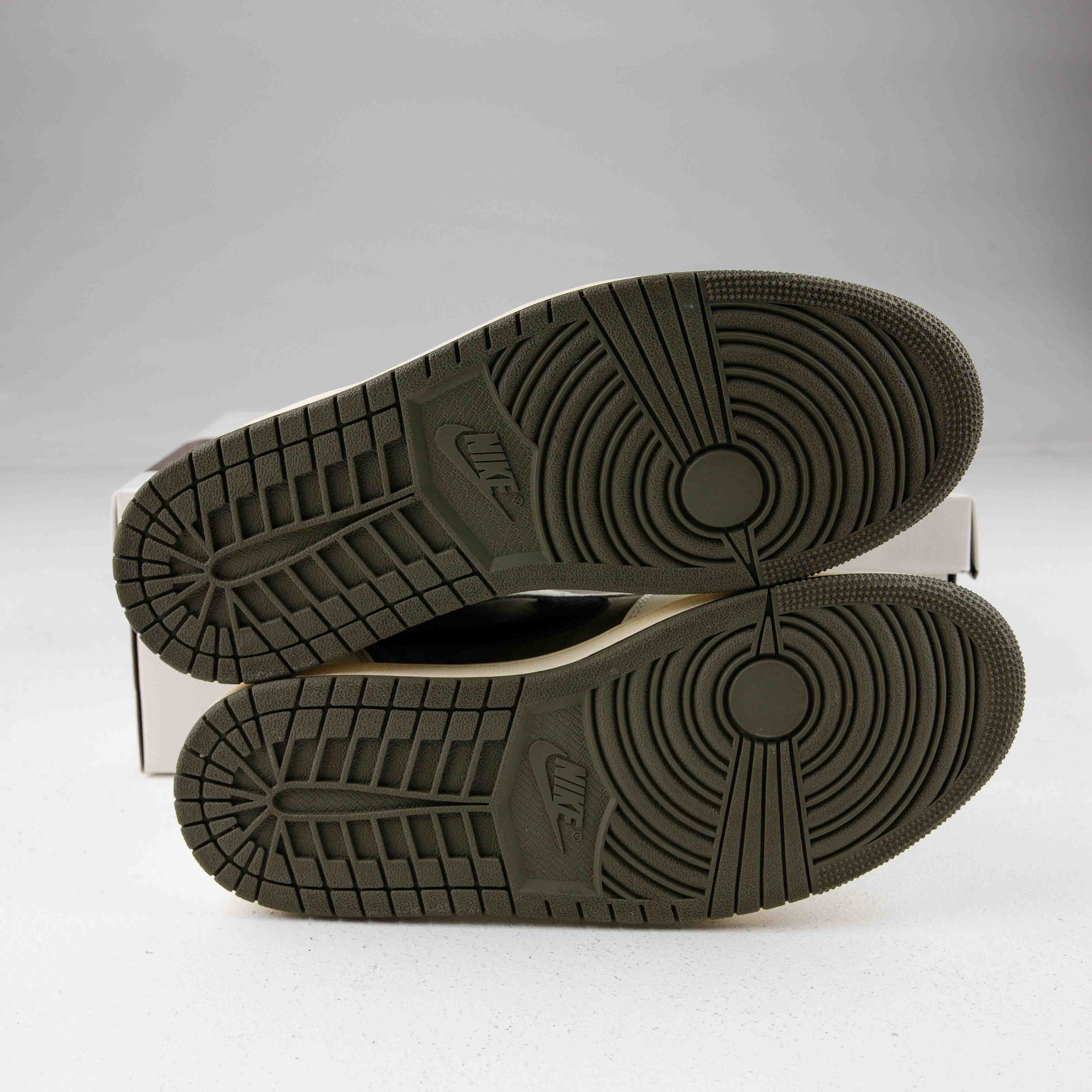 Jordan 1 Retro Low OG SP Travis Scott Medium Olive - Used - 4024