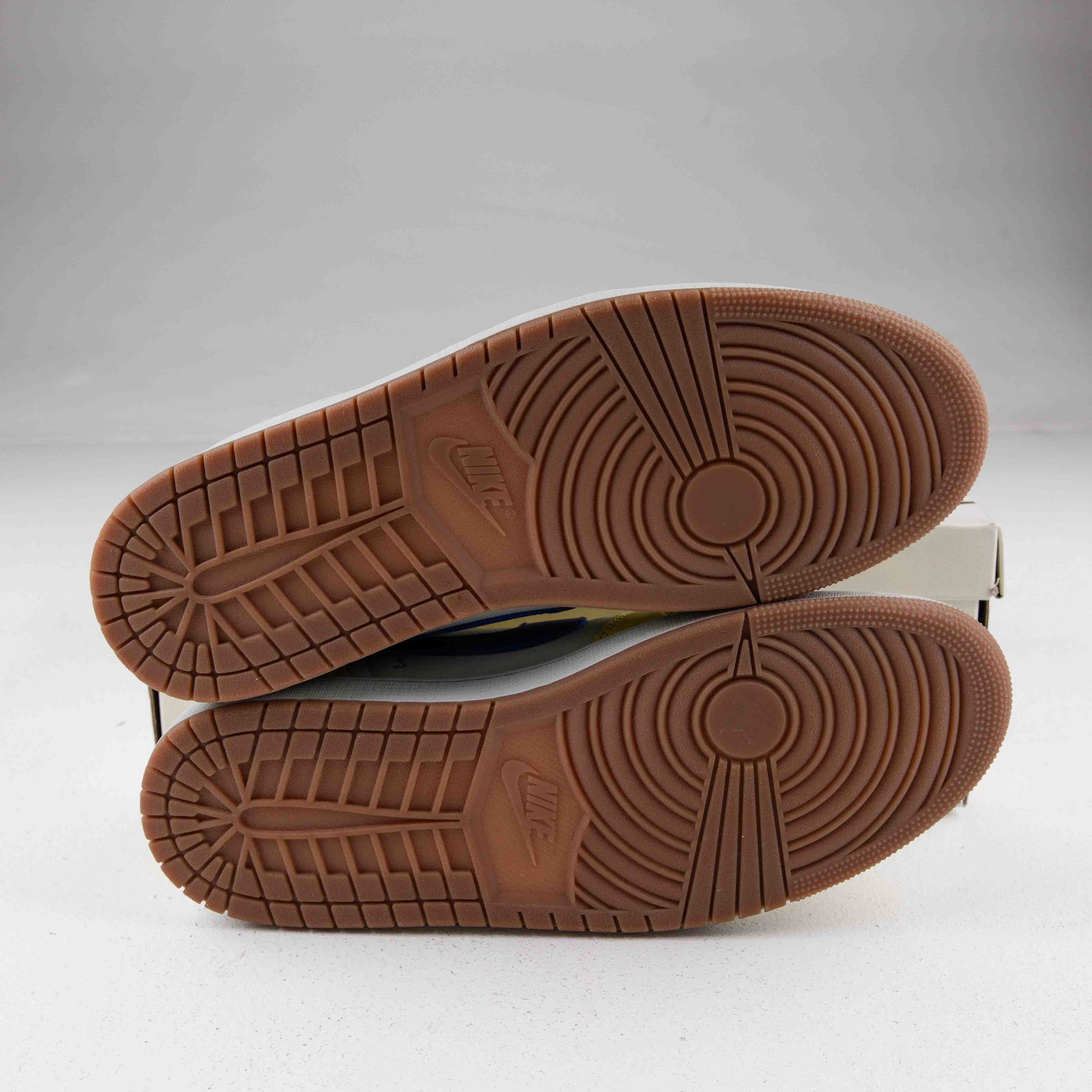 Jordan 1 Retro Low OG SP Travis Scott Canary (Women's) - Used - 4015