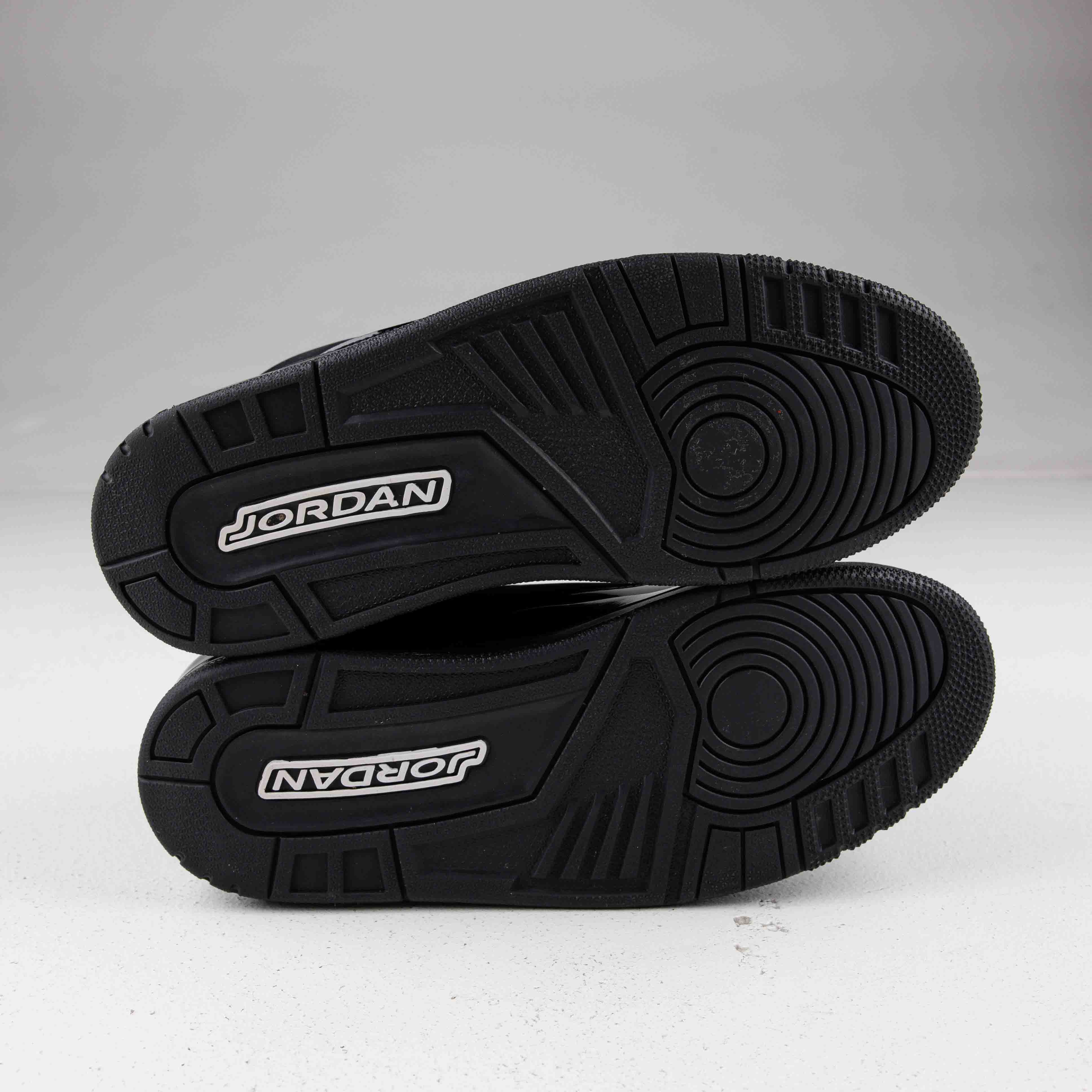 Jordan 3 Retro Black Cat (2025) - Used - 4016