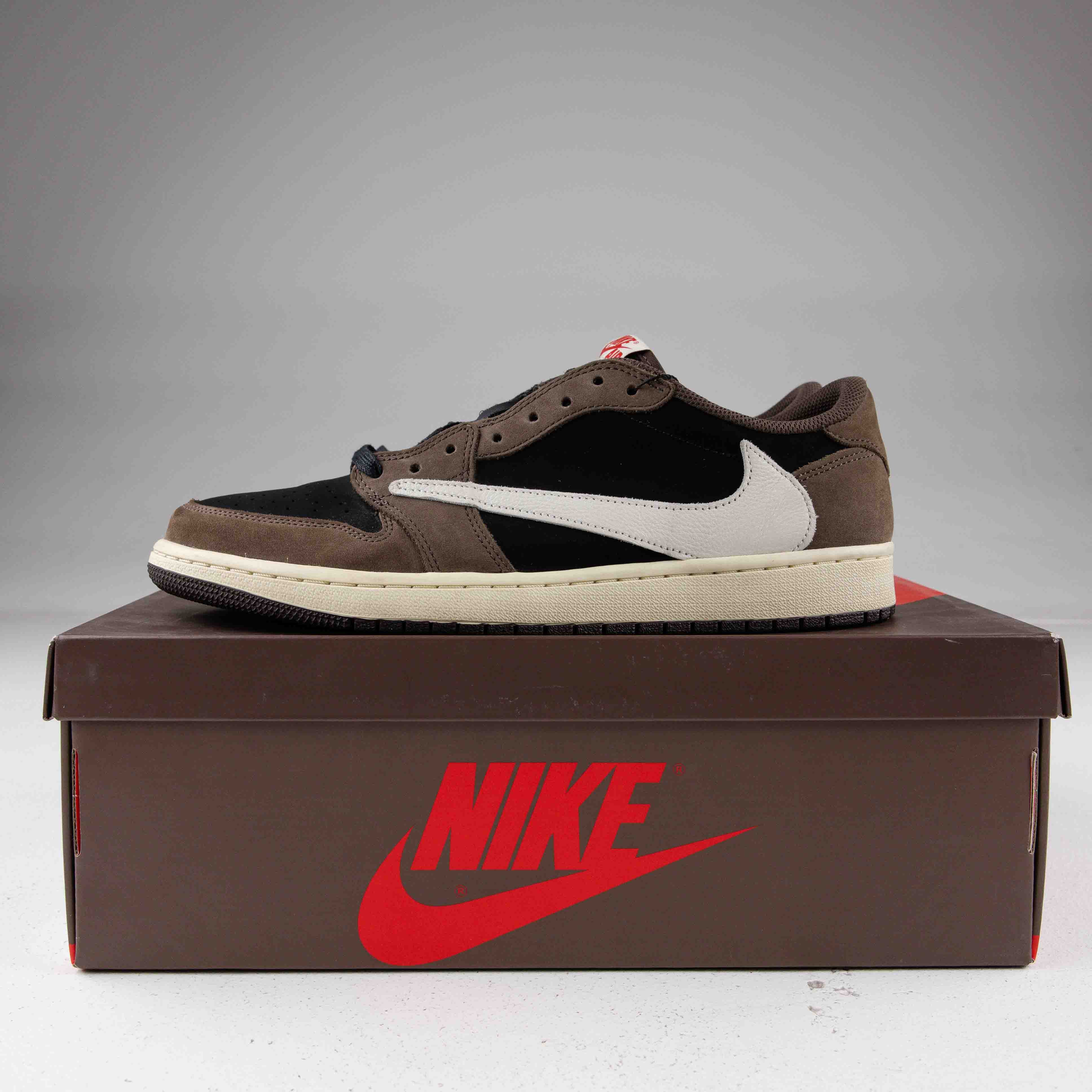 Jordan 1 Retro Low OG SP Travis Scott Mocha - Used - 4023