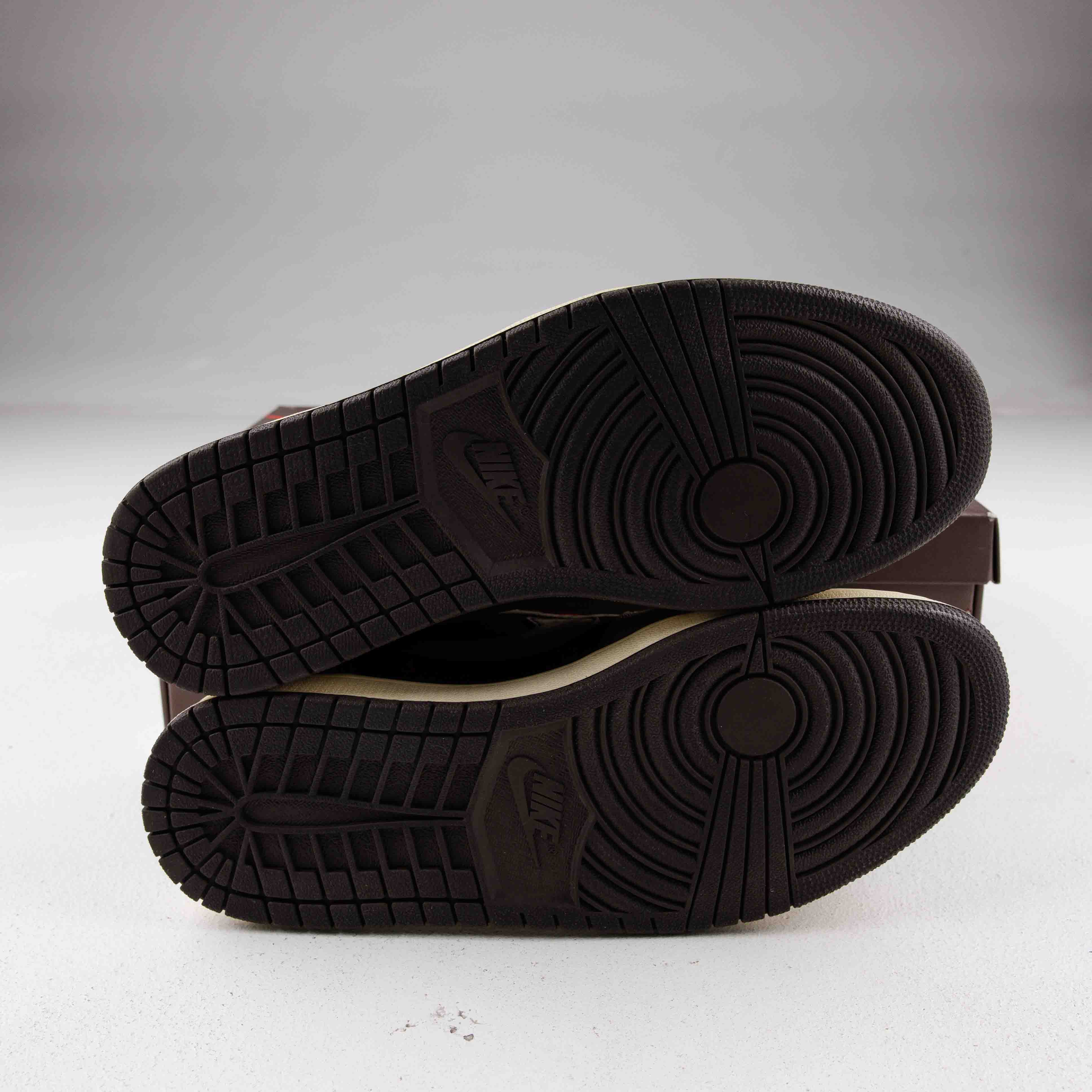 Jordan 1 Retro Low OG SP Travis Scott Mocha - Used - 4023