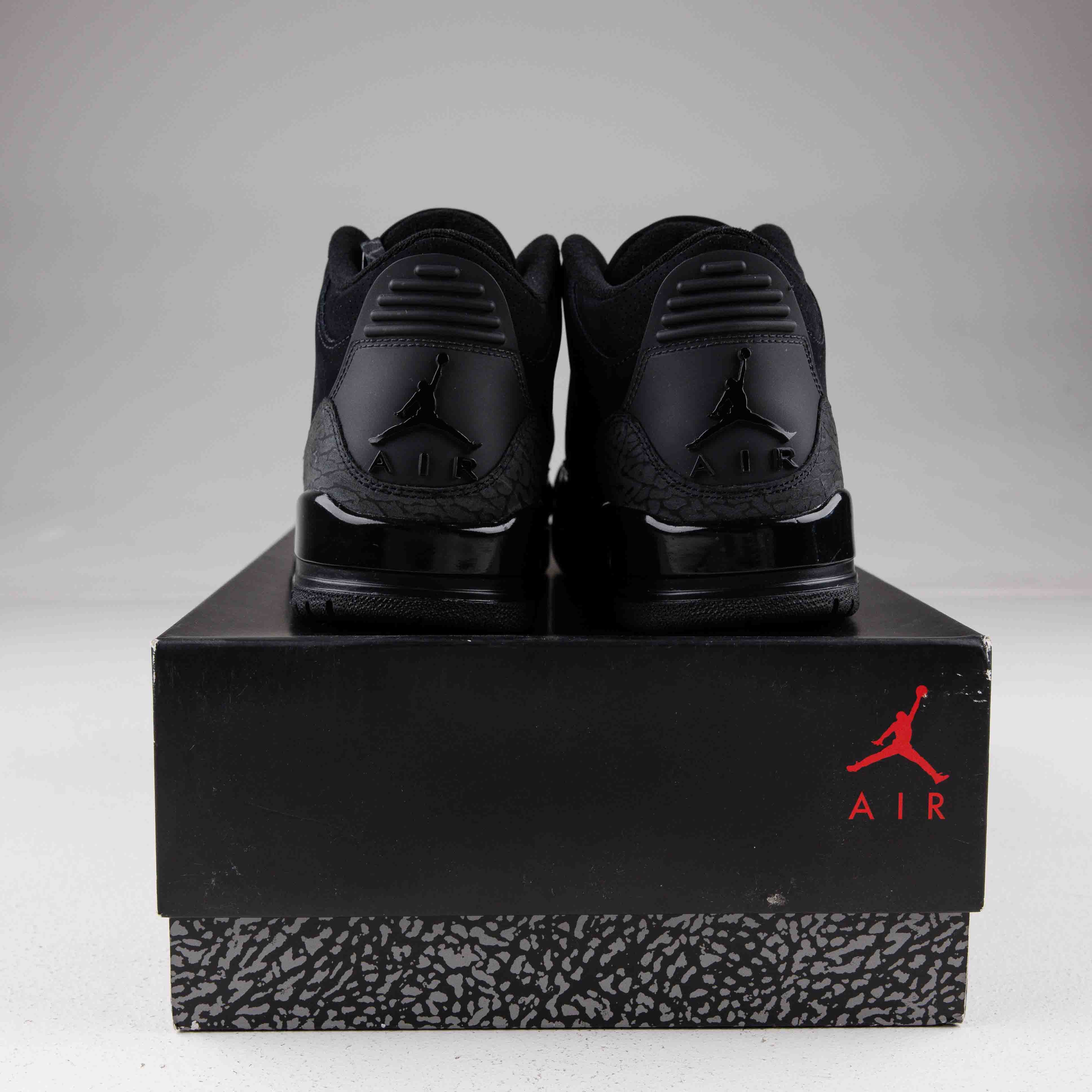 Jordan 3 Retro Black Cat (2025) - Used - 4017