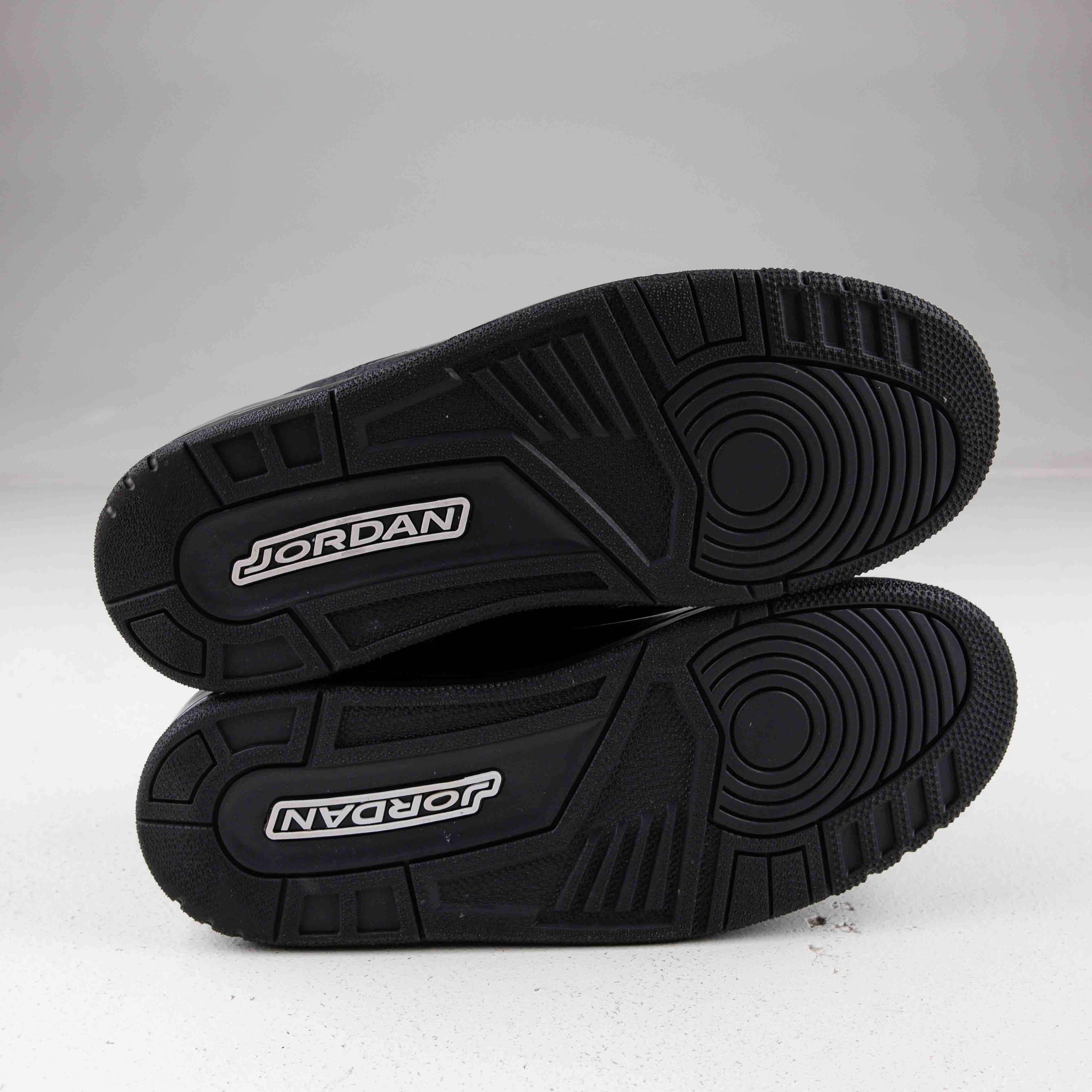 Jordan 3 Retro Black Cat (2025) - Used - 4017