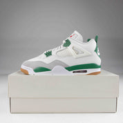 Jordan 4 Retro SB Pine Green - Used - 4031