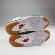 Jordan 4 Retro SB Pine Green - Used - 4031