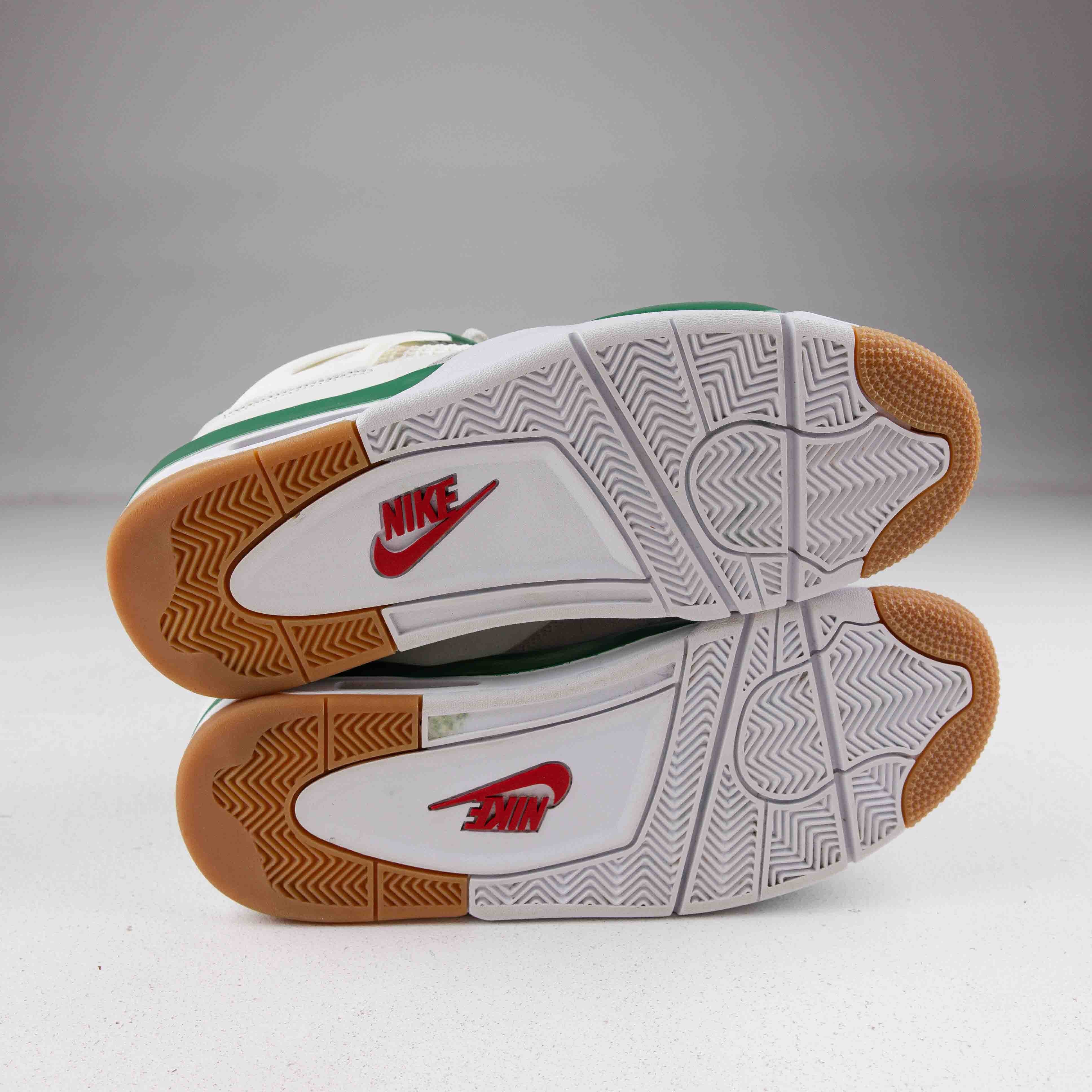 Jordan 4 Retro SB Pine Green - Used - 4031