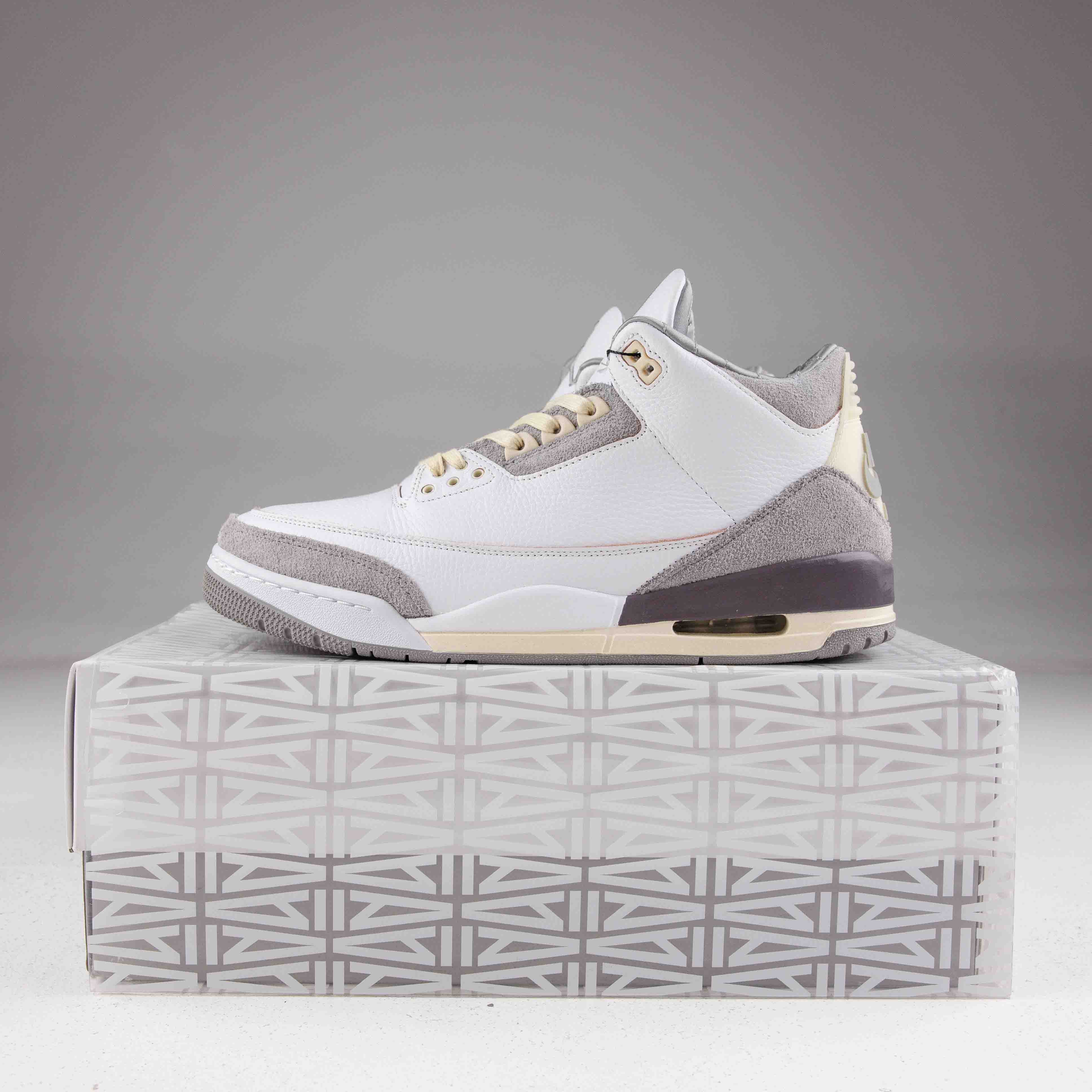 Jordan 3 Retro SP A Ma Maniére (Women's) - Used - 1437