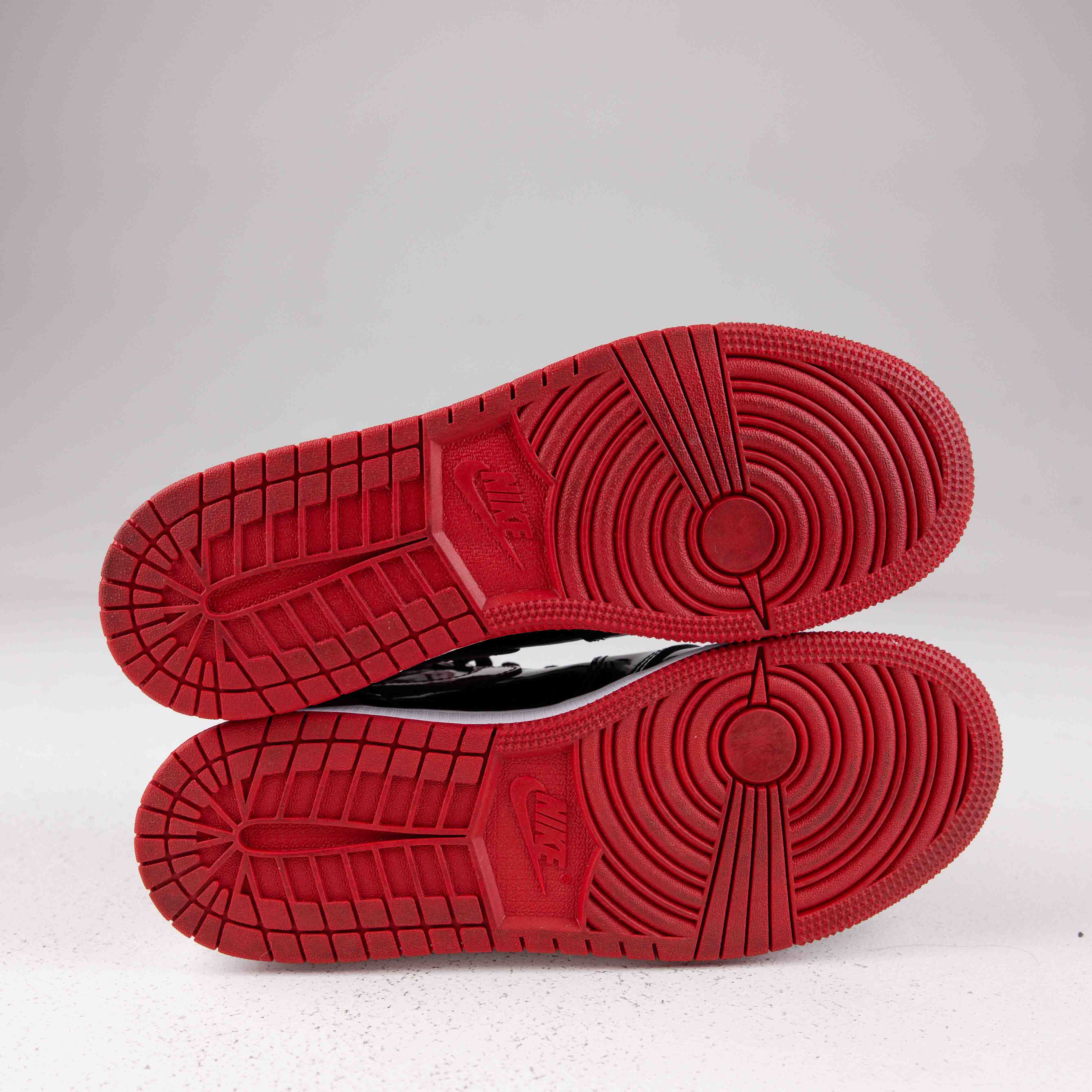 Jordan 1 Retro High OG Patent Bred (GS) - Used - 1562 - Common Hype