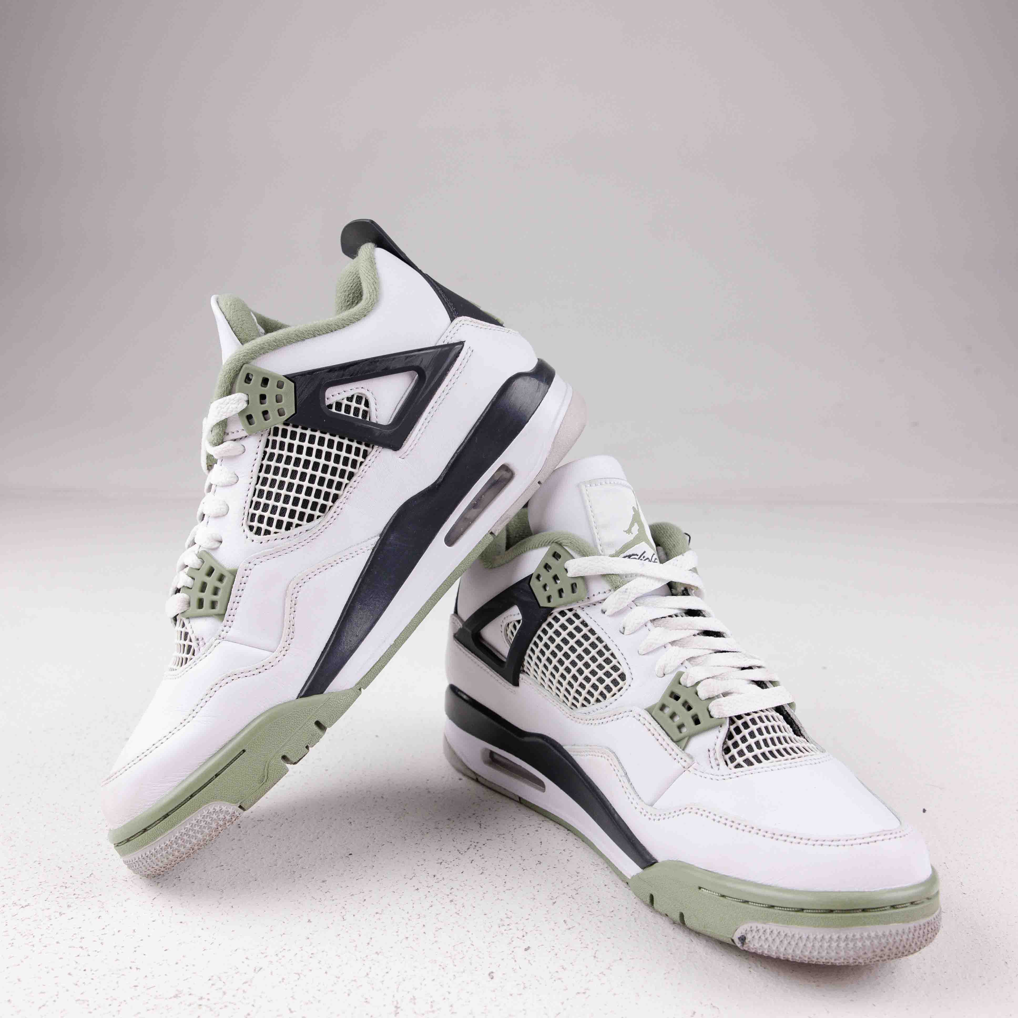 Jordan 4 Retro Seafoam (Women's) - Used - 3562 - Common Hype
