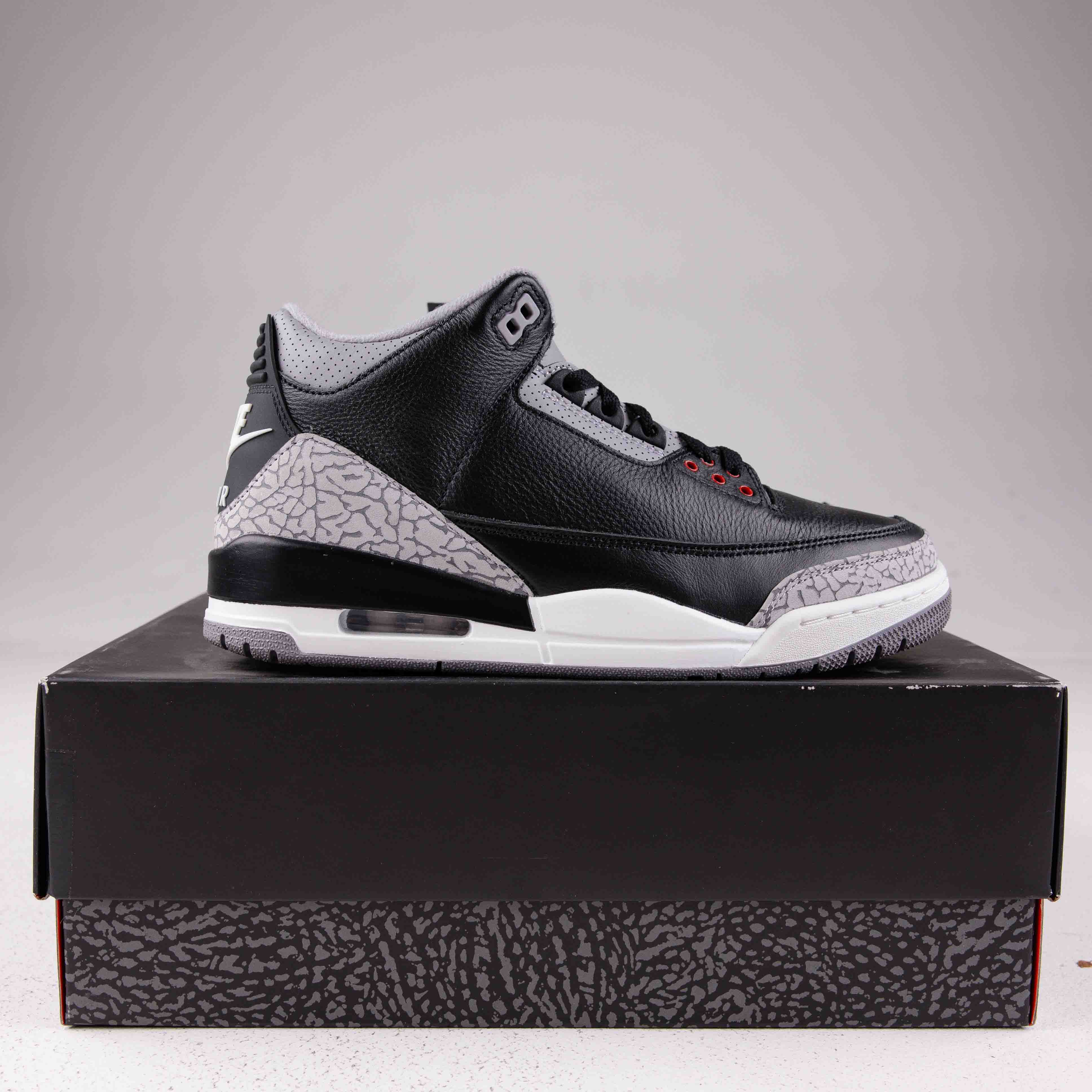 Jordan 3 Retro OG Black Cement (2024) - Used - 3555 - Common Hype