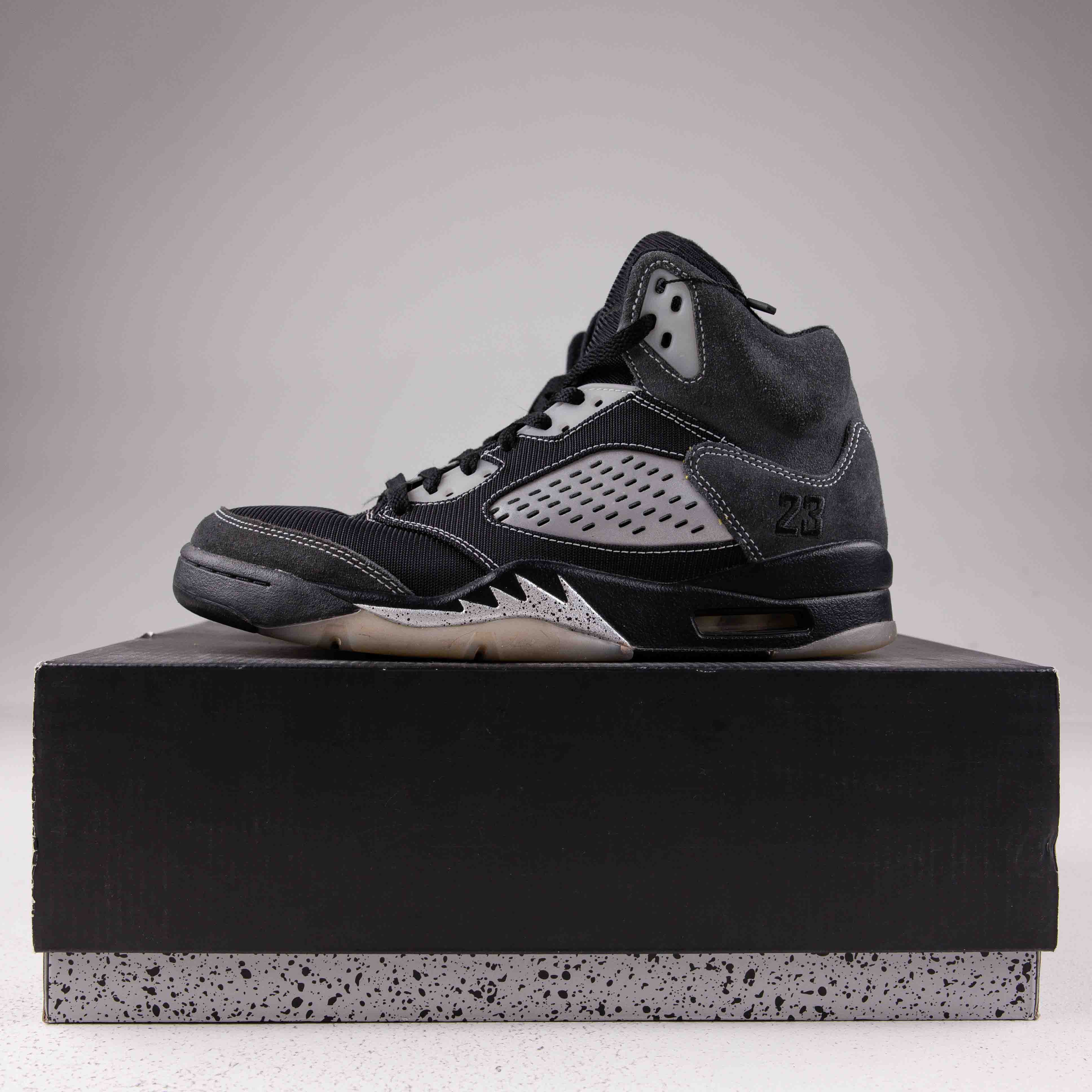 Jordan 5 Retro Anthracite - Used - 1575 - Common Hype