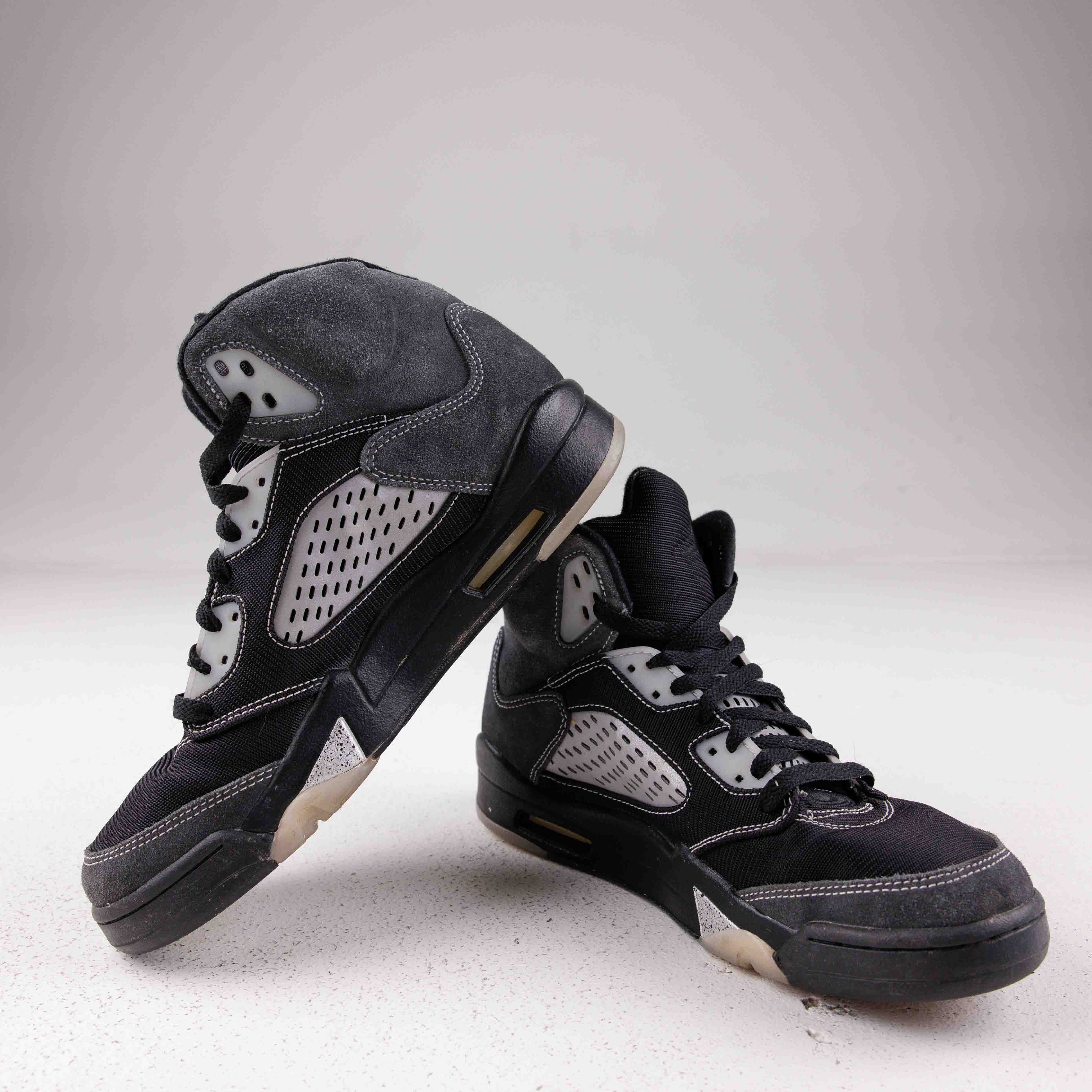Jordan 5 Retro Anthracite - Used - 1575 - Common Hype