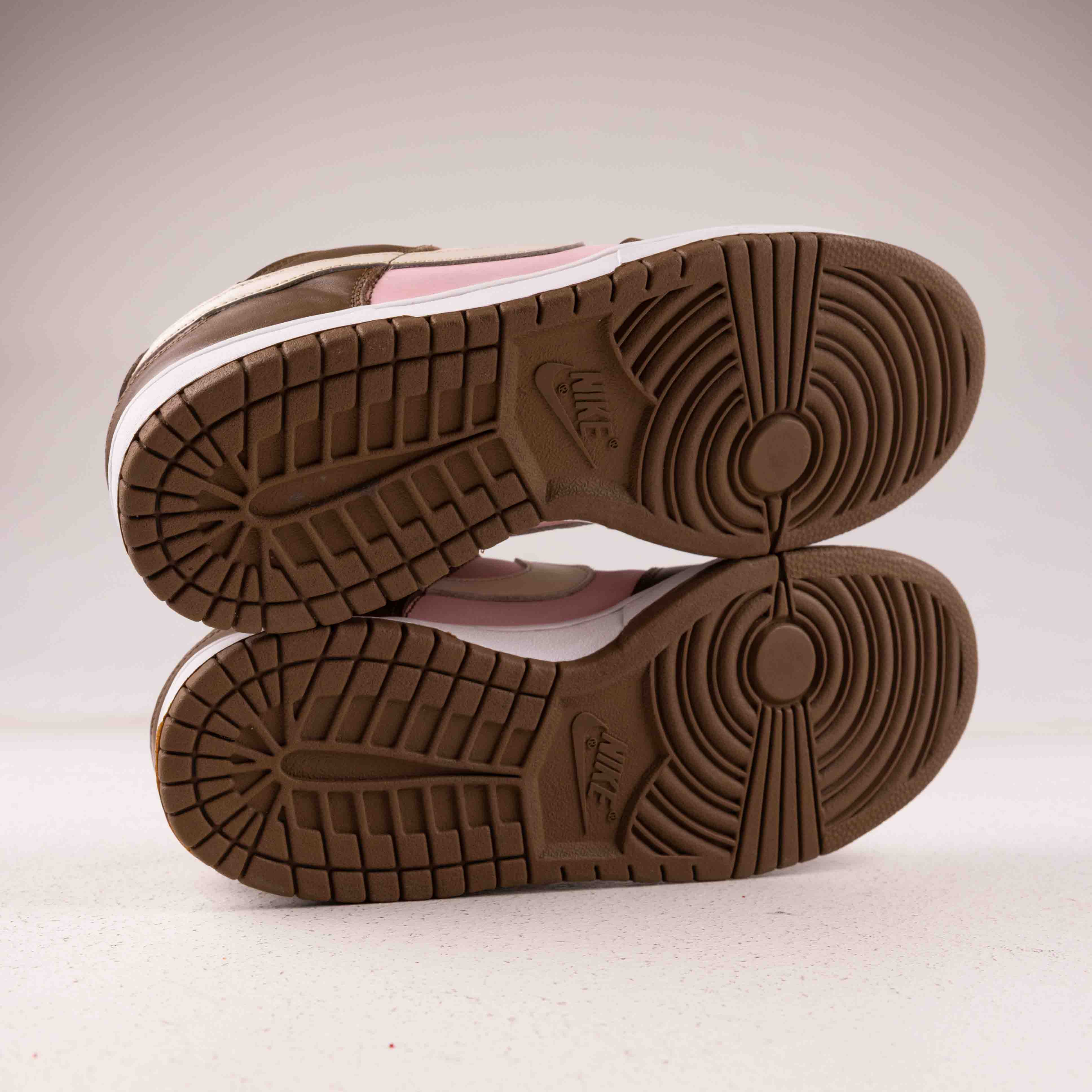 Nike SB Dunk Low Stussy Cherry - Used - 2875 - Common Hype