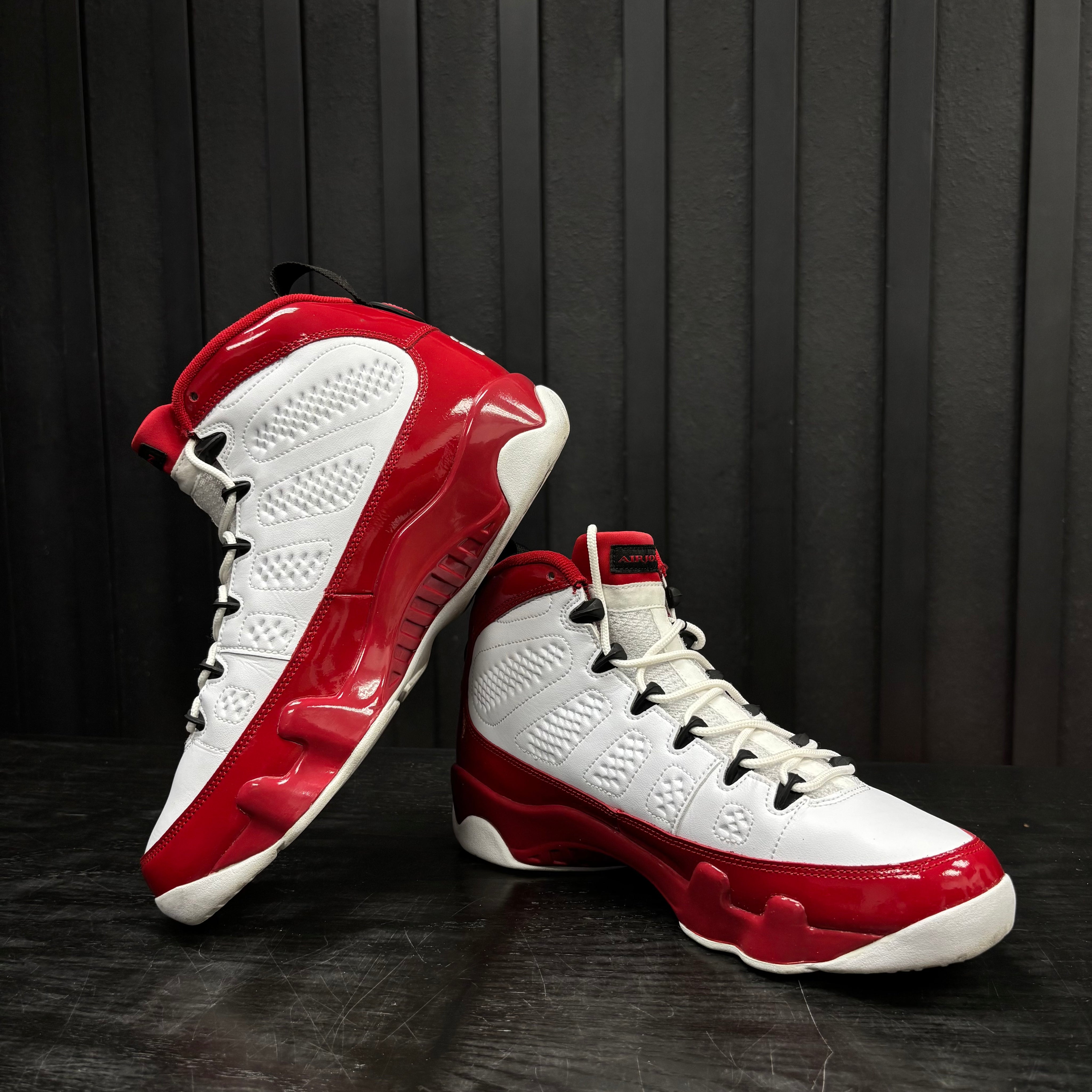 Jordan 9 Retro White Gym Red - Used - 4464