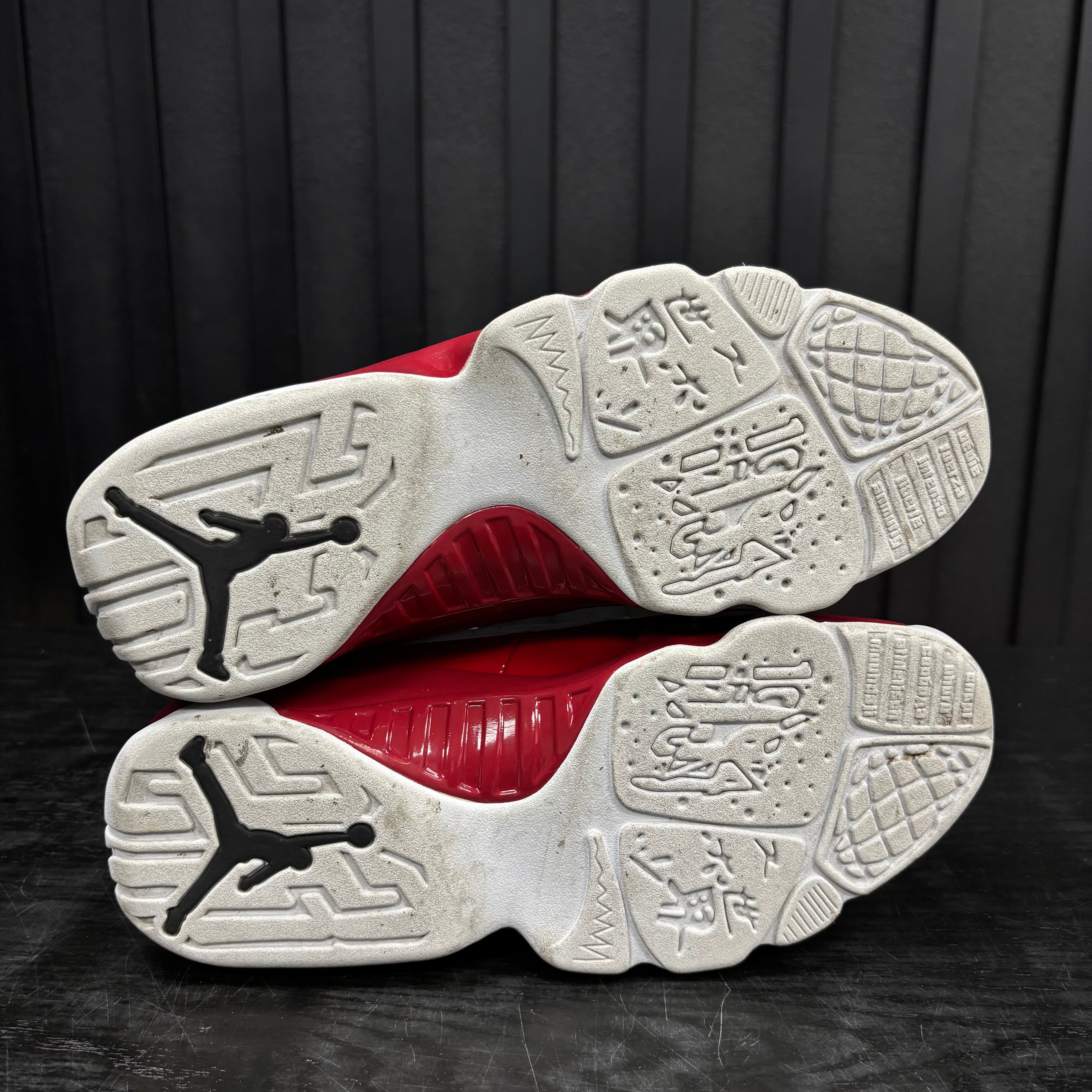 Jordan 9 Retro White Gym Red - Used - 4464