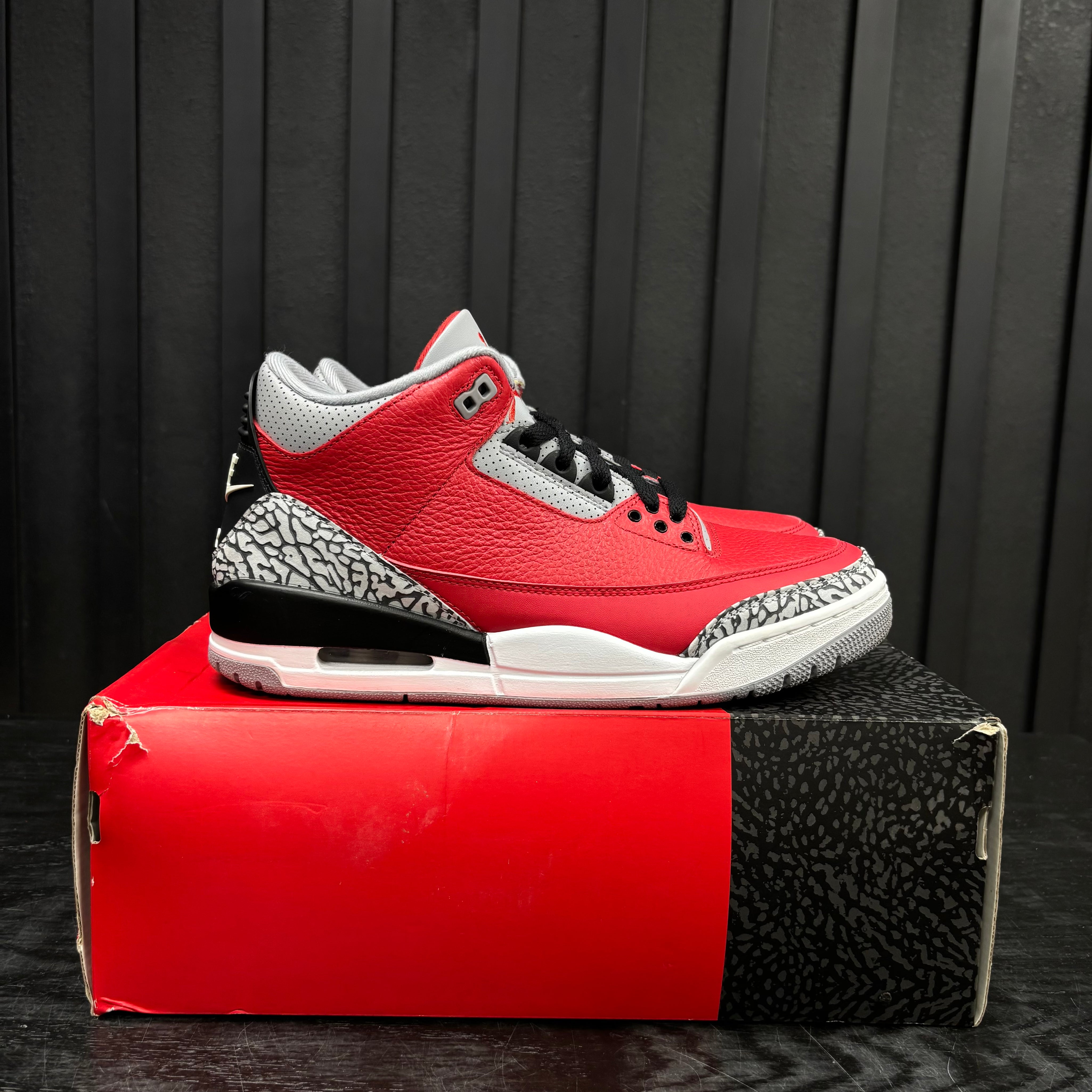 Jordan 3 Retro SE Unite - Used - 4515