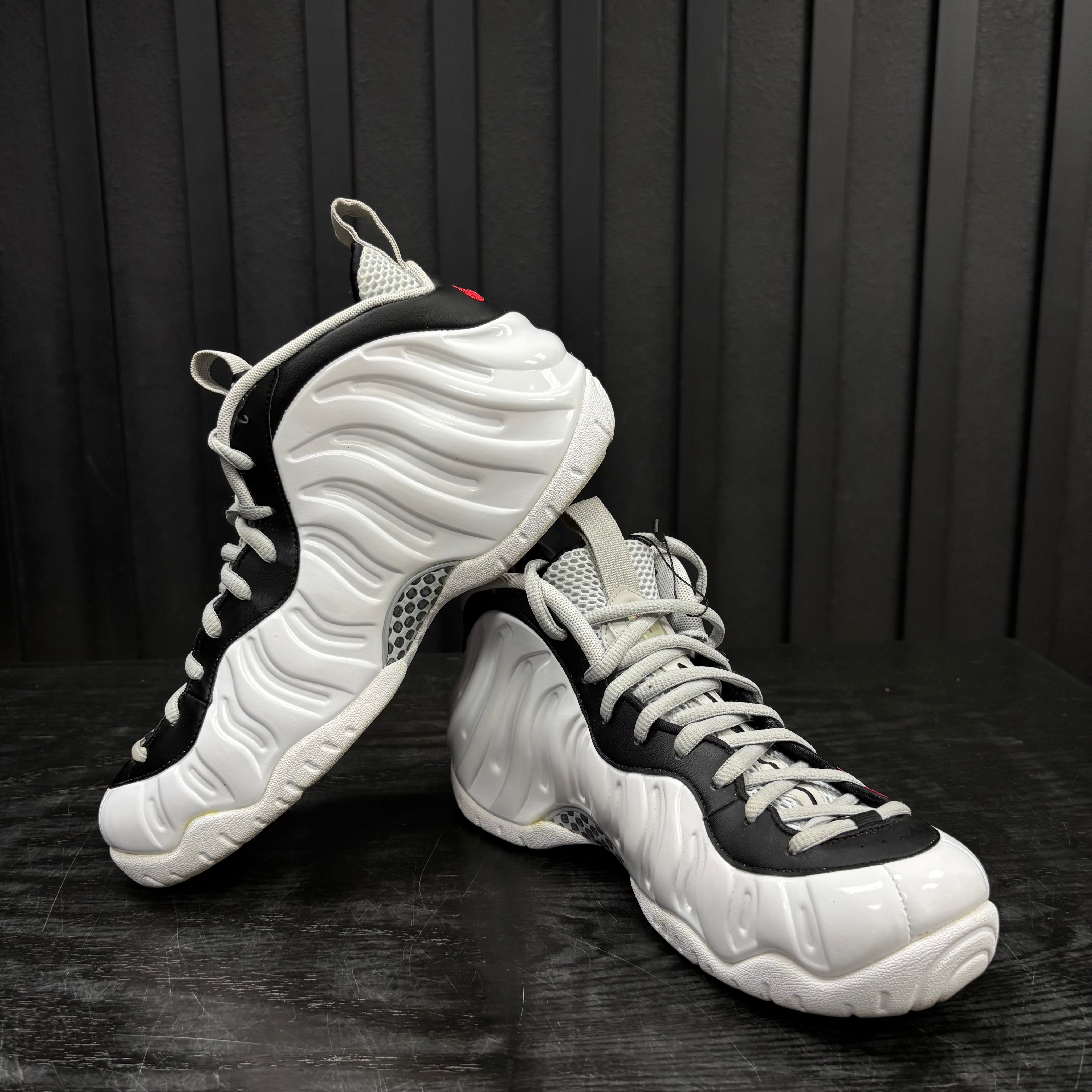 Nike Air Foamposite Pro White Black University Red - Used - 4514