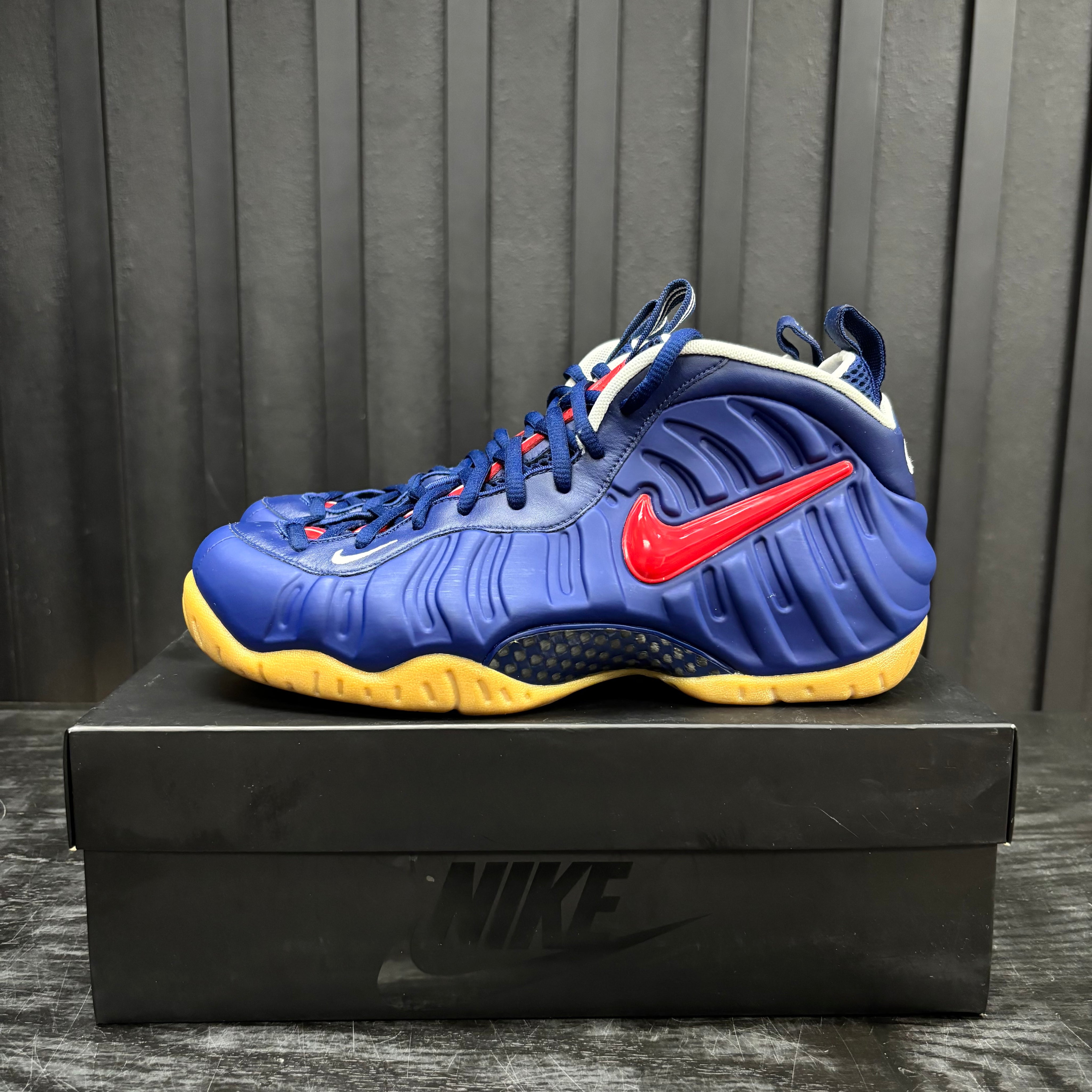 Nike Air Foamposite Pro Blue Void University Red - Used - 4477