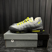 Nike Air Max 95 OG Neon (2020) - Used - 4507