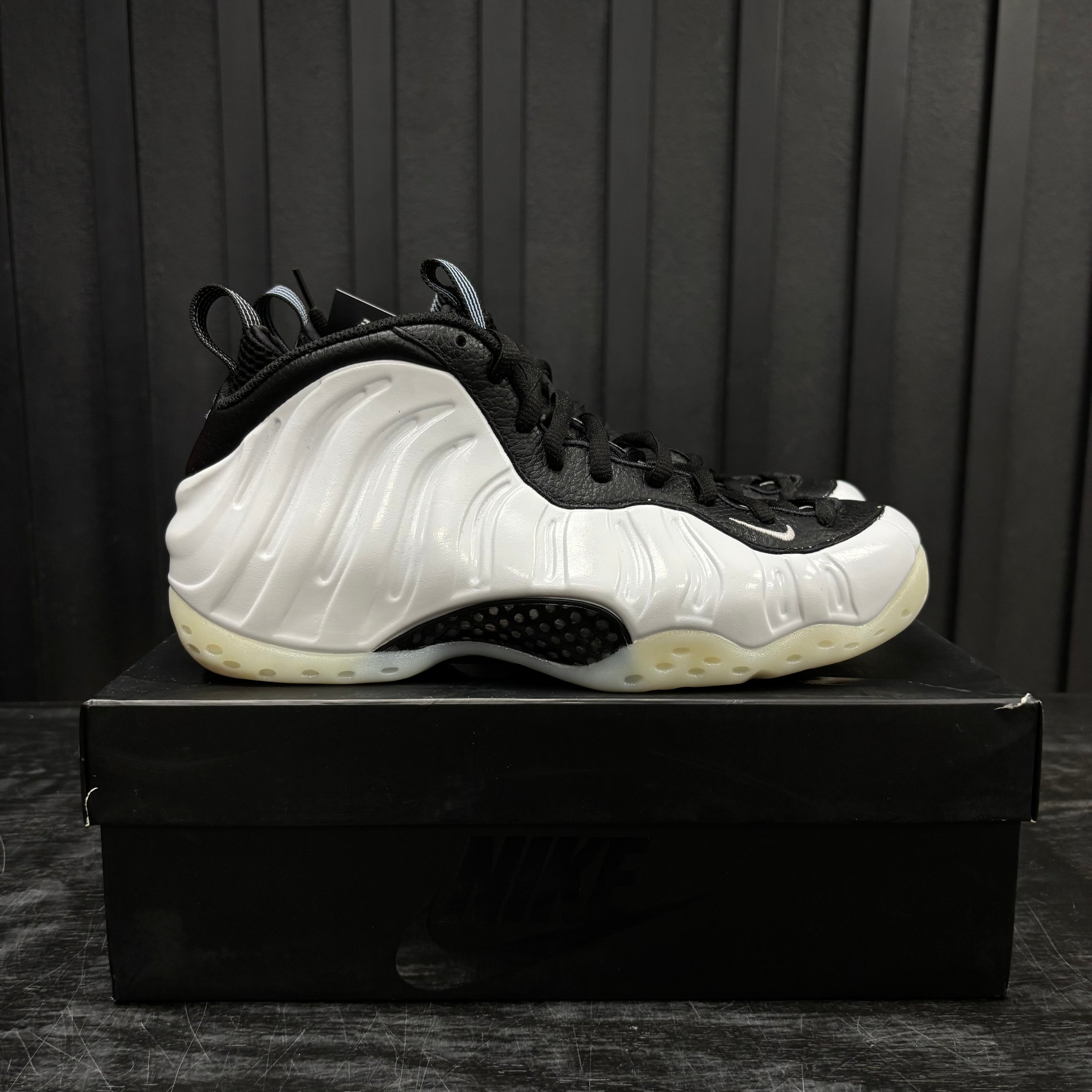 Nike Air Foamposite One Penny PE - Used - 4506