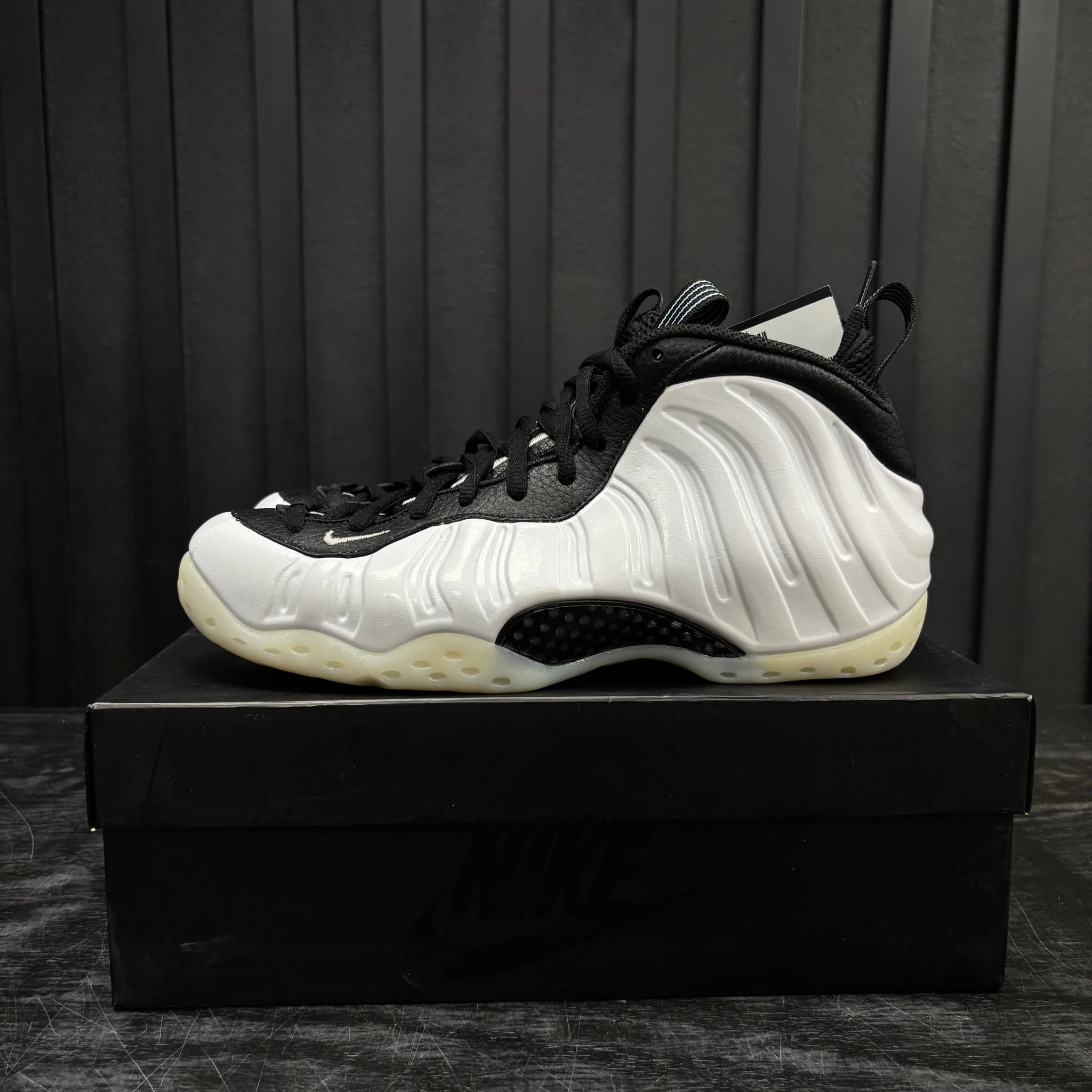 Nike Air Foamposite One Penny PE - Used - 4506