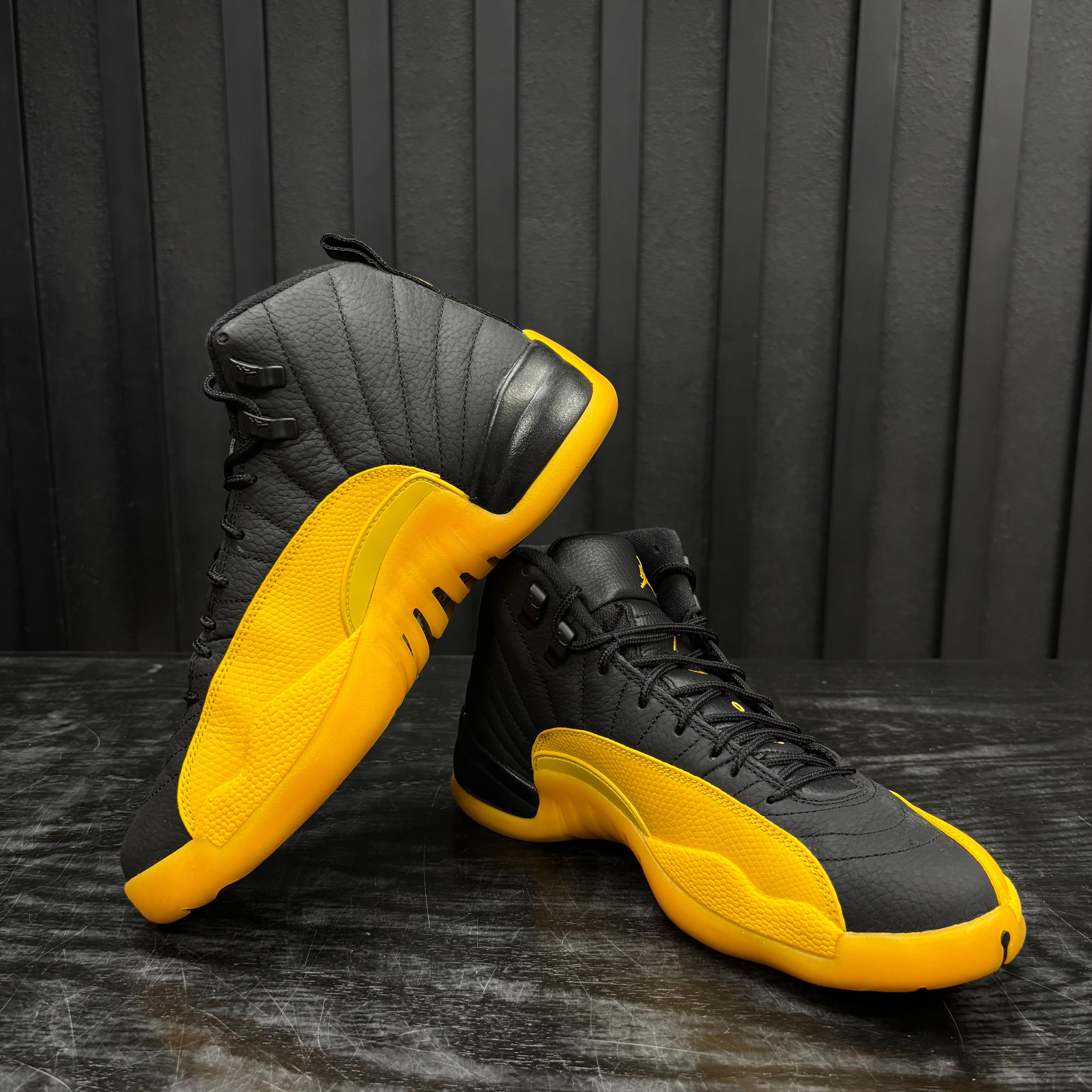 Jordan 12 Retro Black University Gold - Used - 4508