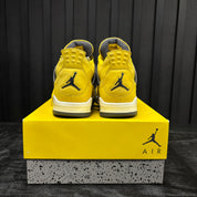 Jordan 4 Retro Lightning (2021) - Used - 4410