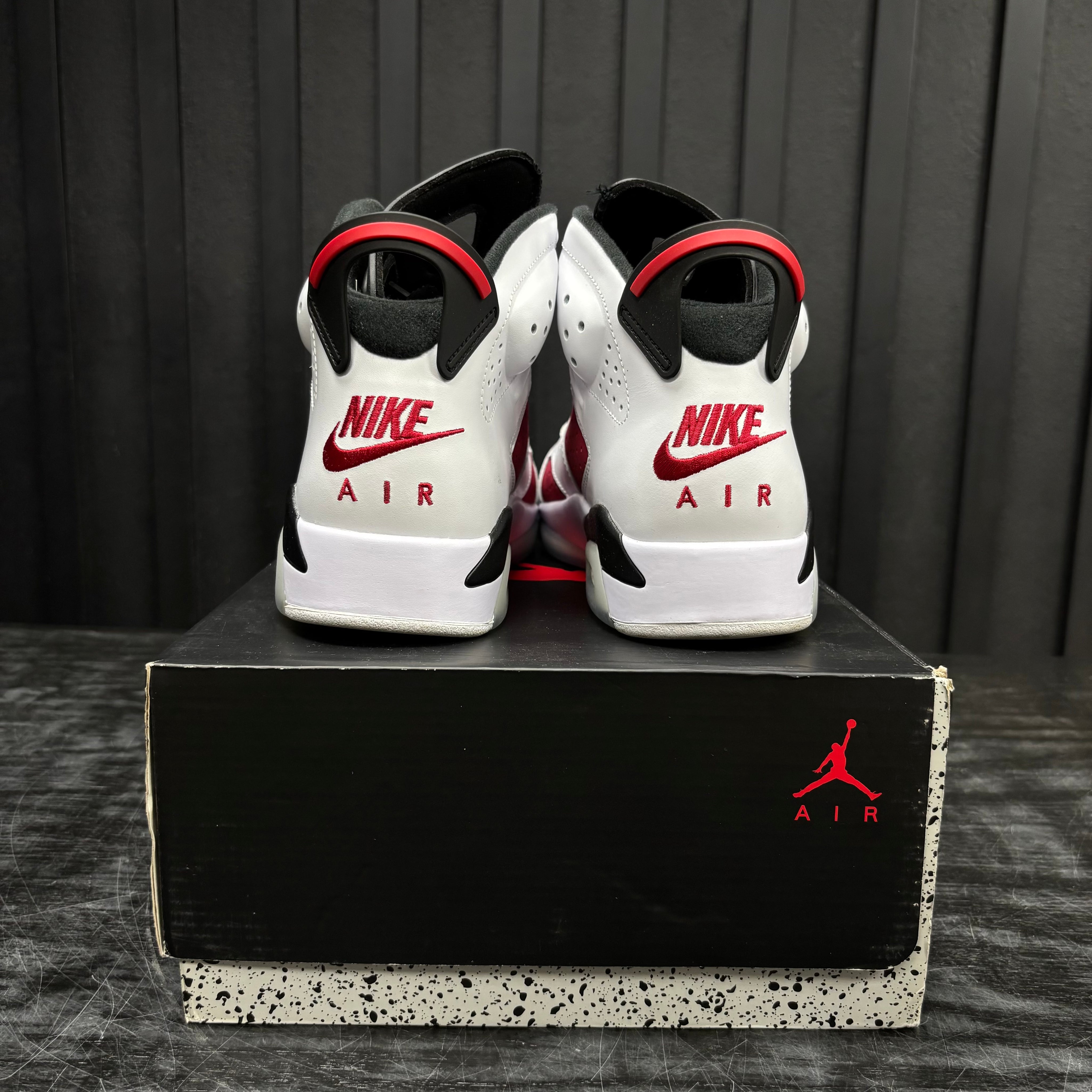 Jordan 6 Retro Carmine (2021) - Used - 4480