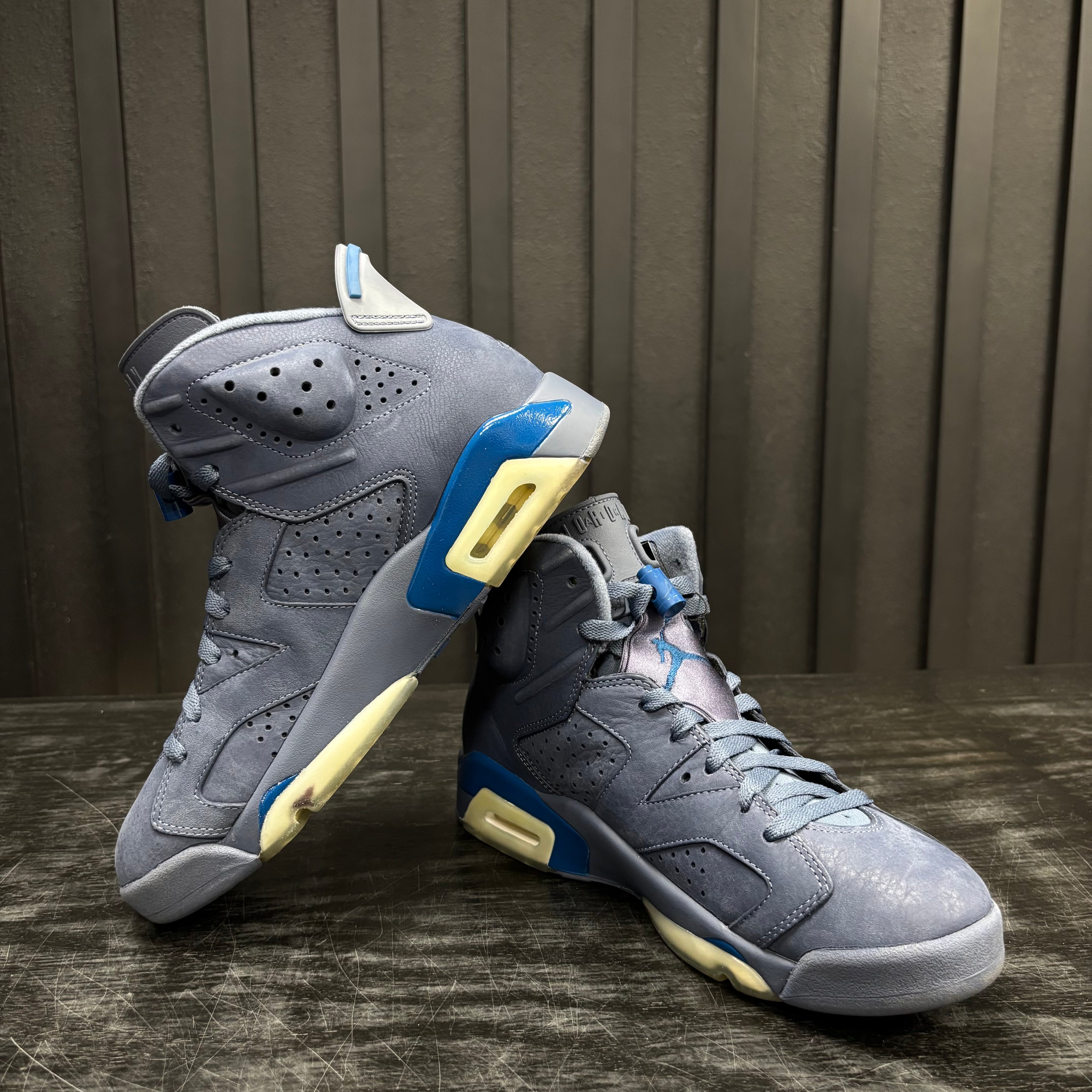 Jordan 6 Retro Diffused Blue - Used - 4469
