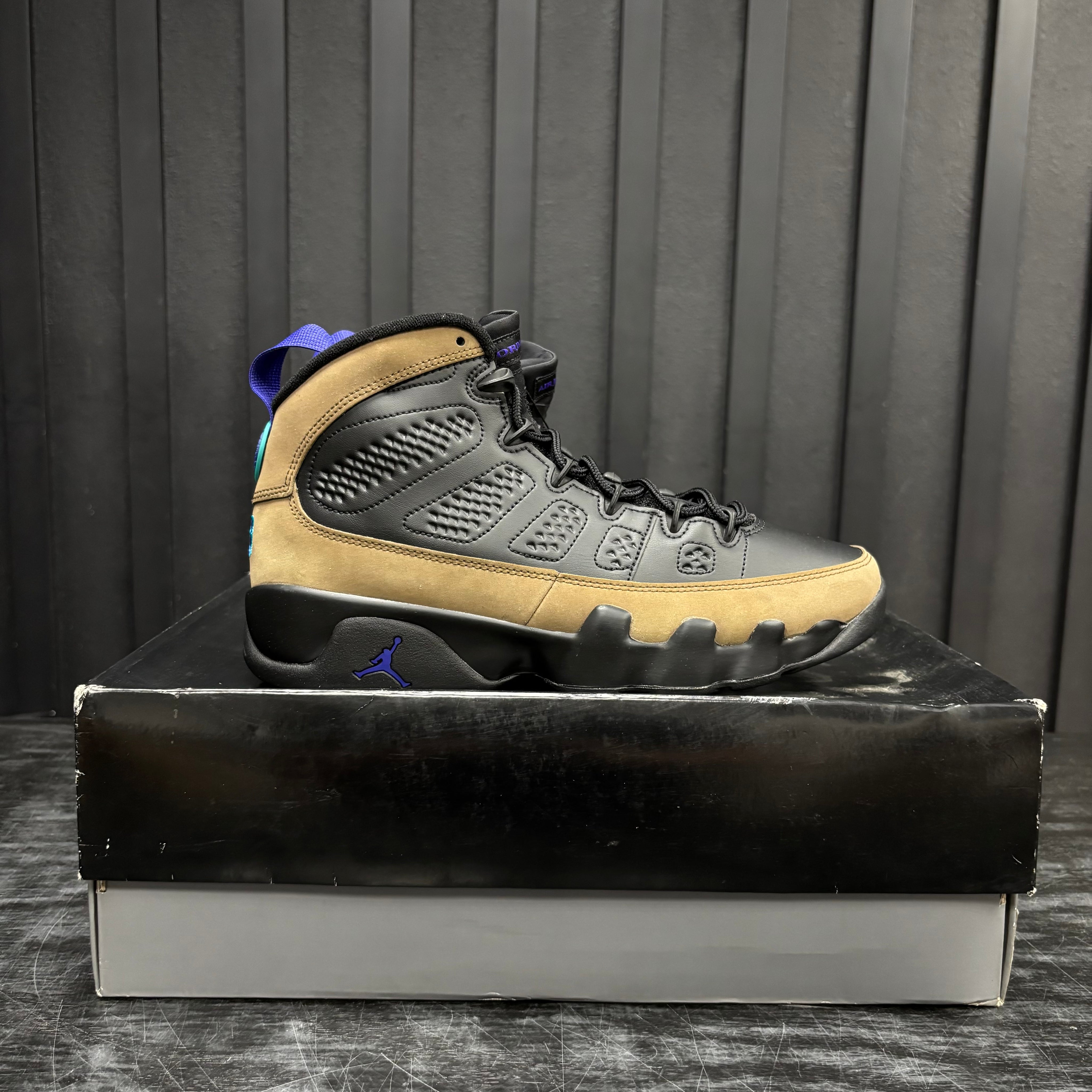 Jordan 9 Retro Light Olive Concord - Used - 4459