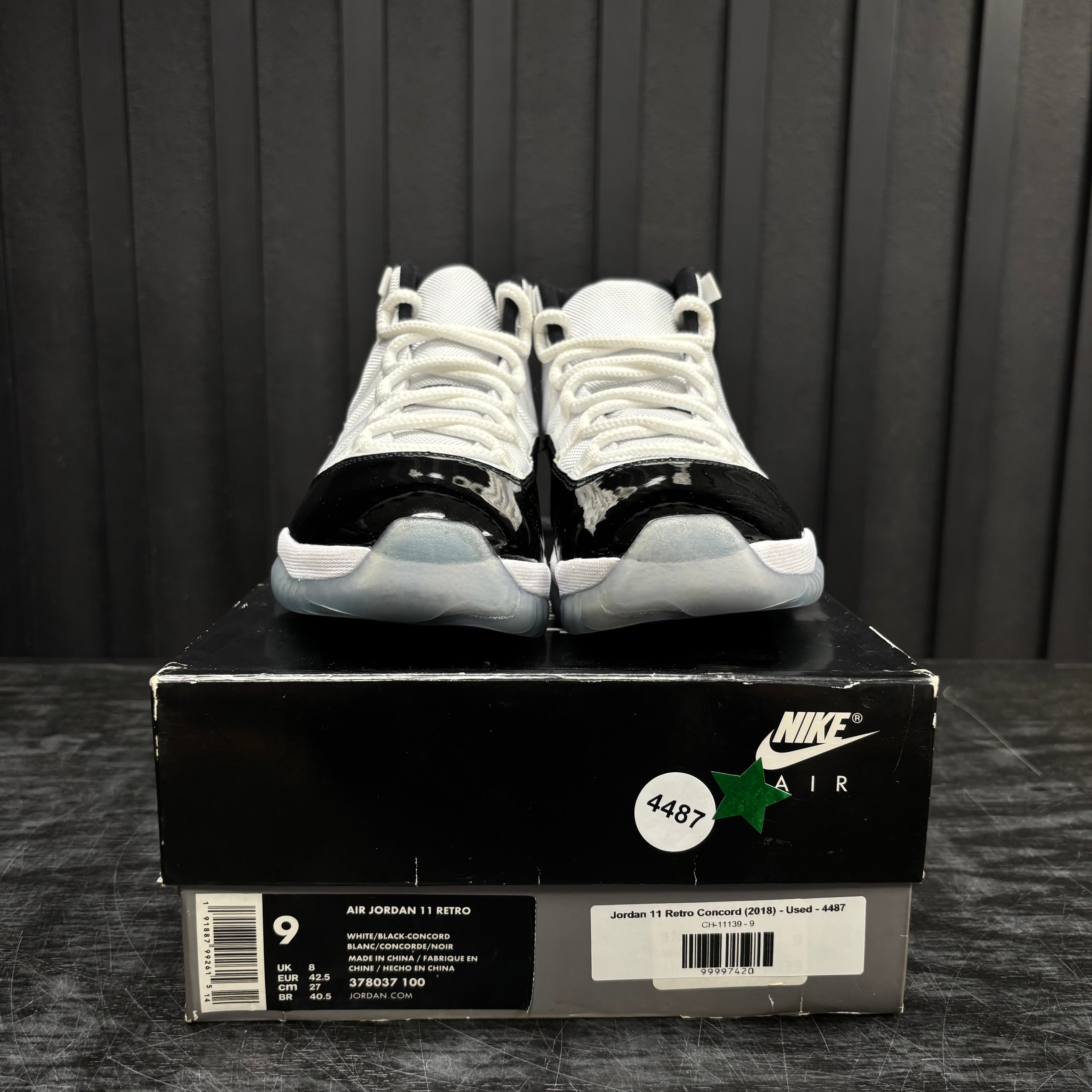 Jordan 11 Retro Concord (2018) - Used - 4487