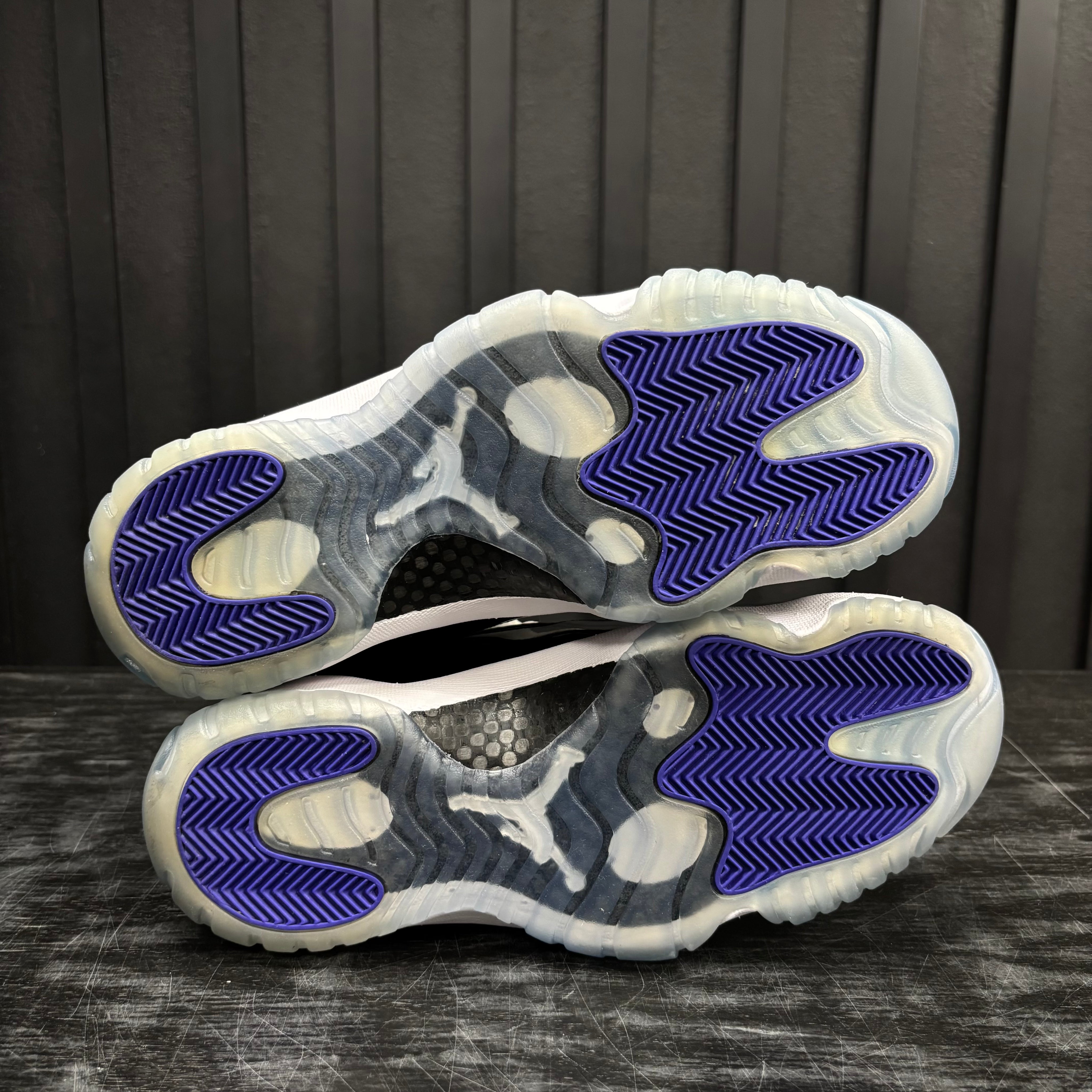 Jordan 11 Retro Concord (2018) - Used - 4487